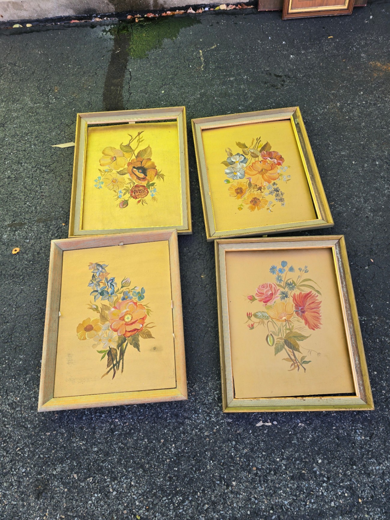 Four vintage floral framed artworks - image 1 of 12