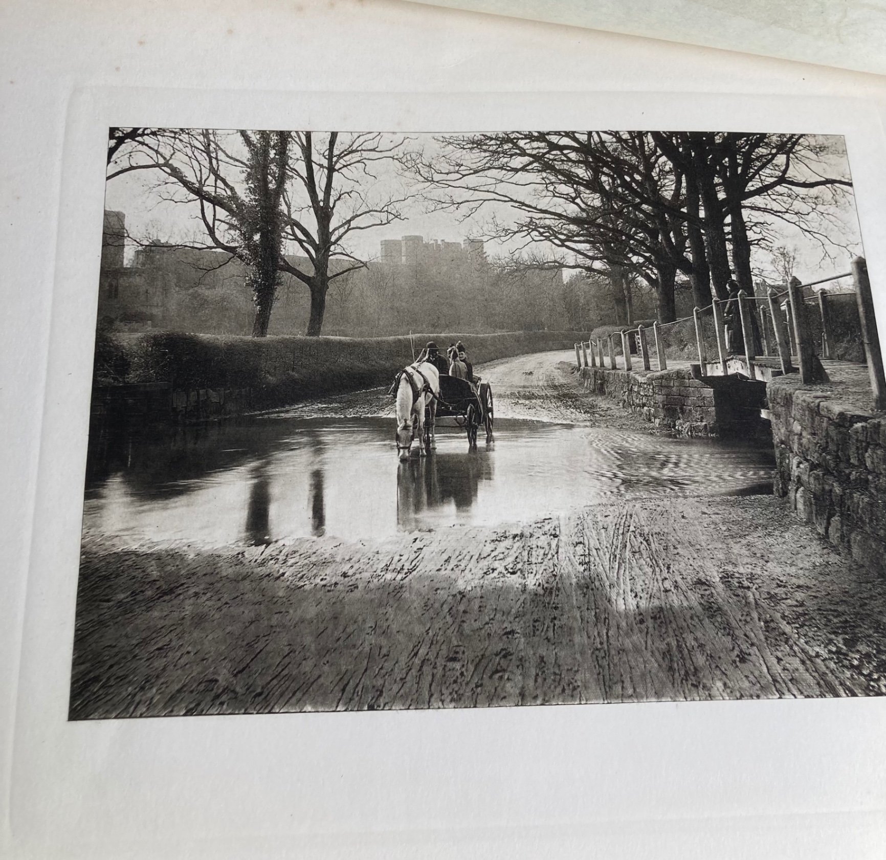 Assorted vintage photographs and art prints - image 18 of 19