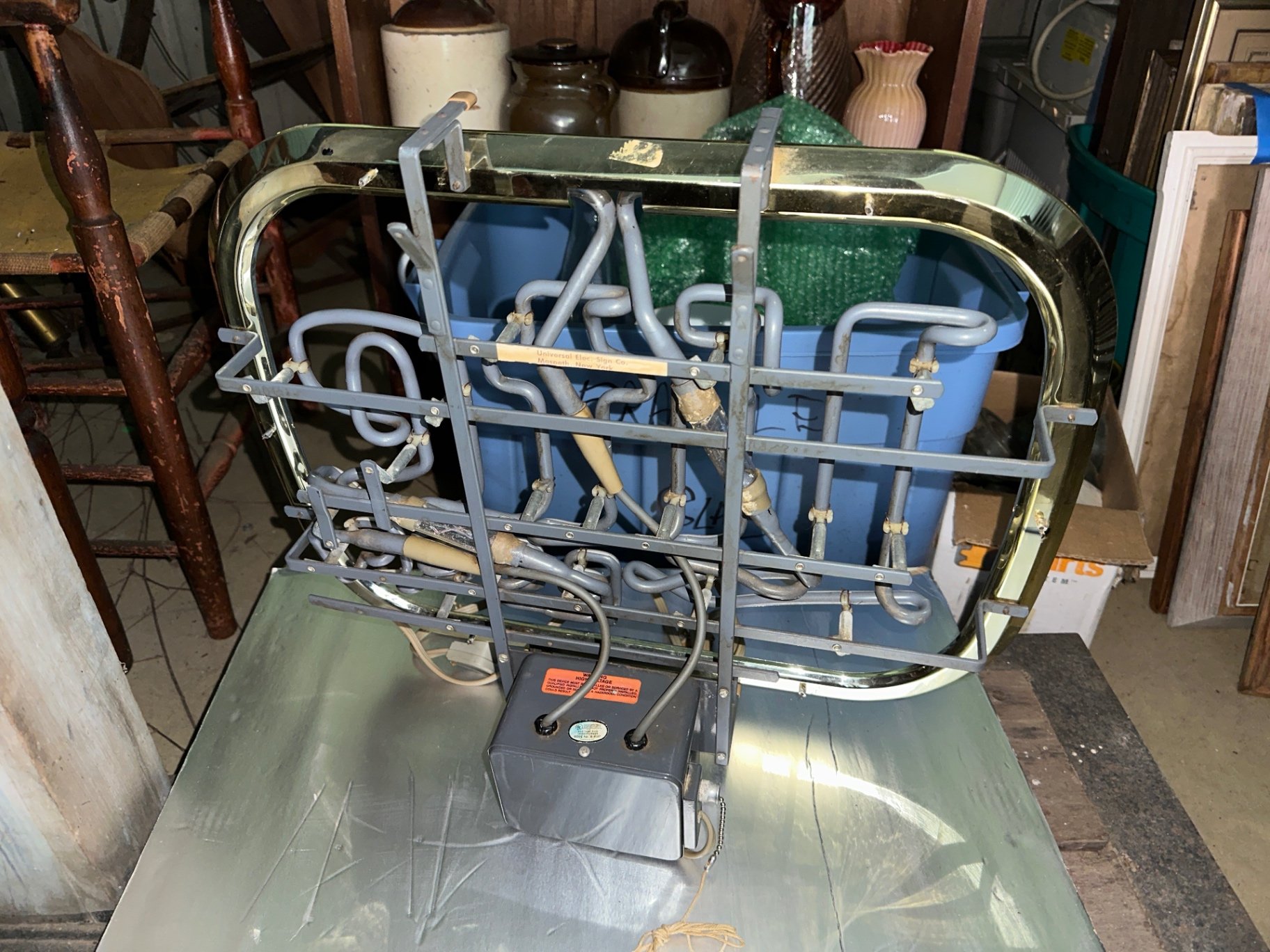 Vintage neon beer sign  - image 5 of 8