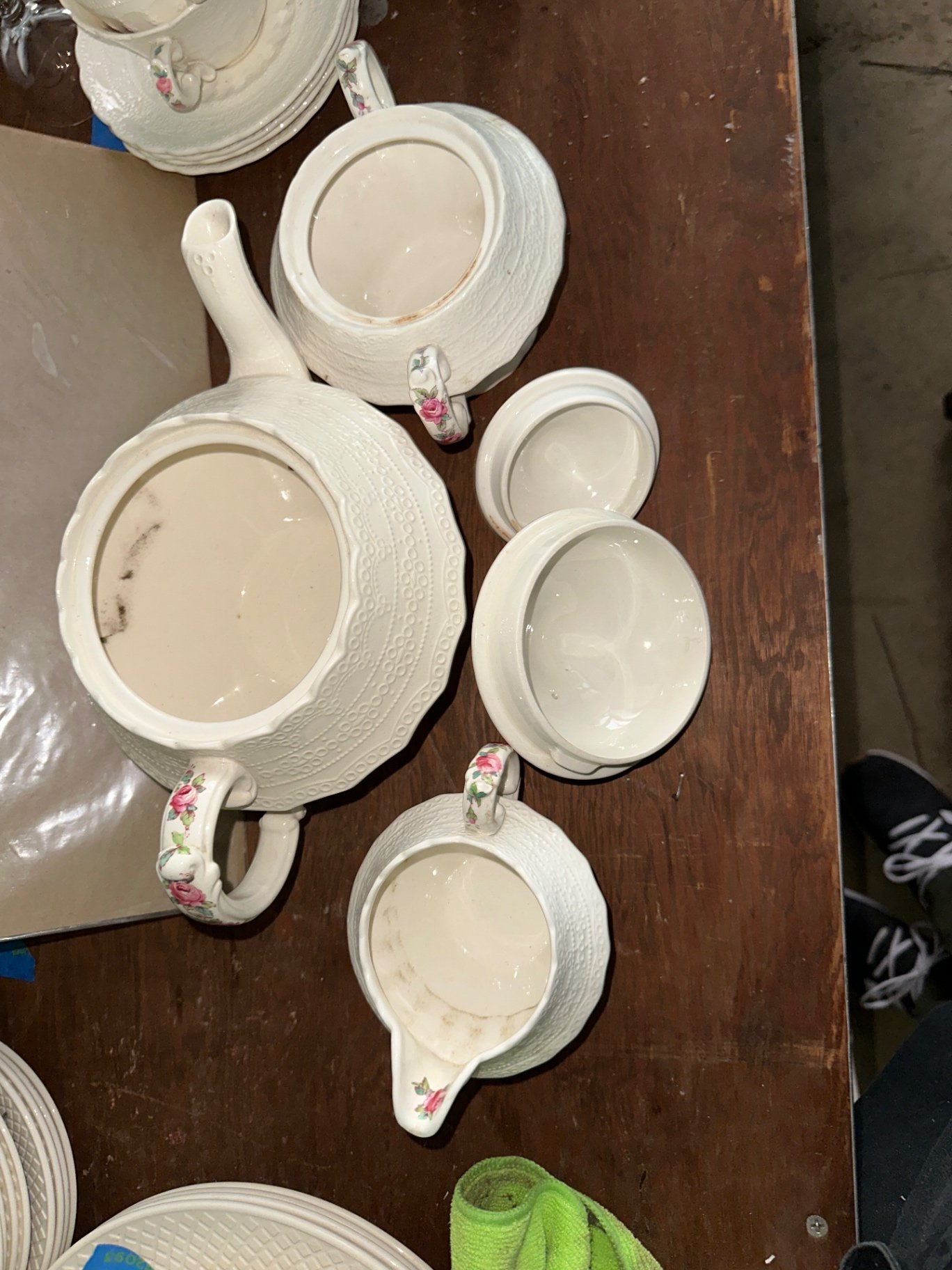 Spode Dinnerware set  - image 8 of 13