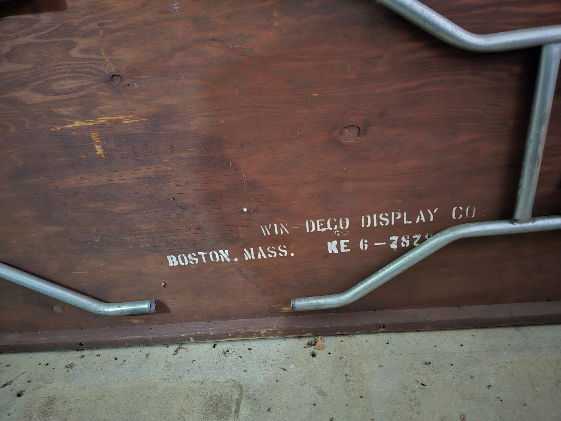 Vintage wooden collapsible banquet table with metal tubing frame - image 5 of 9
