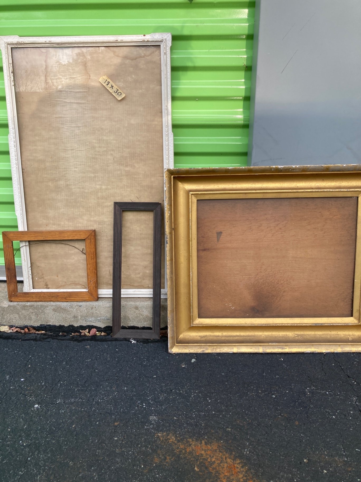 Assorted picture frames - image 1 of 13