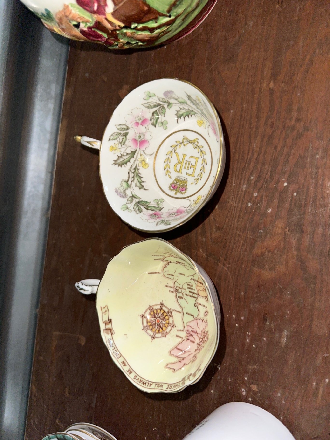 Assorted royal family, tea, cups, and saucers, plate - image 11 of 16