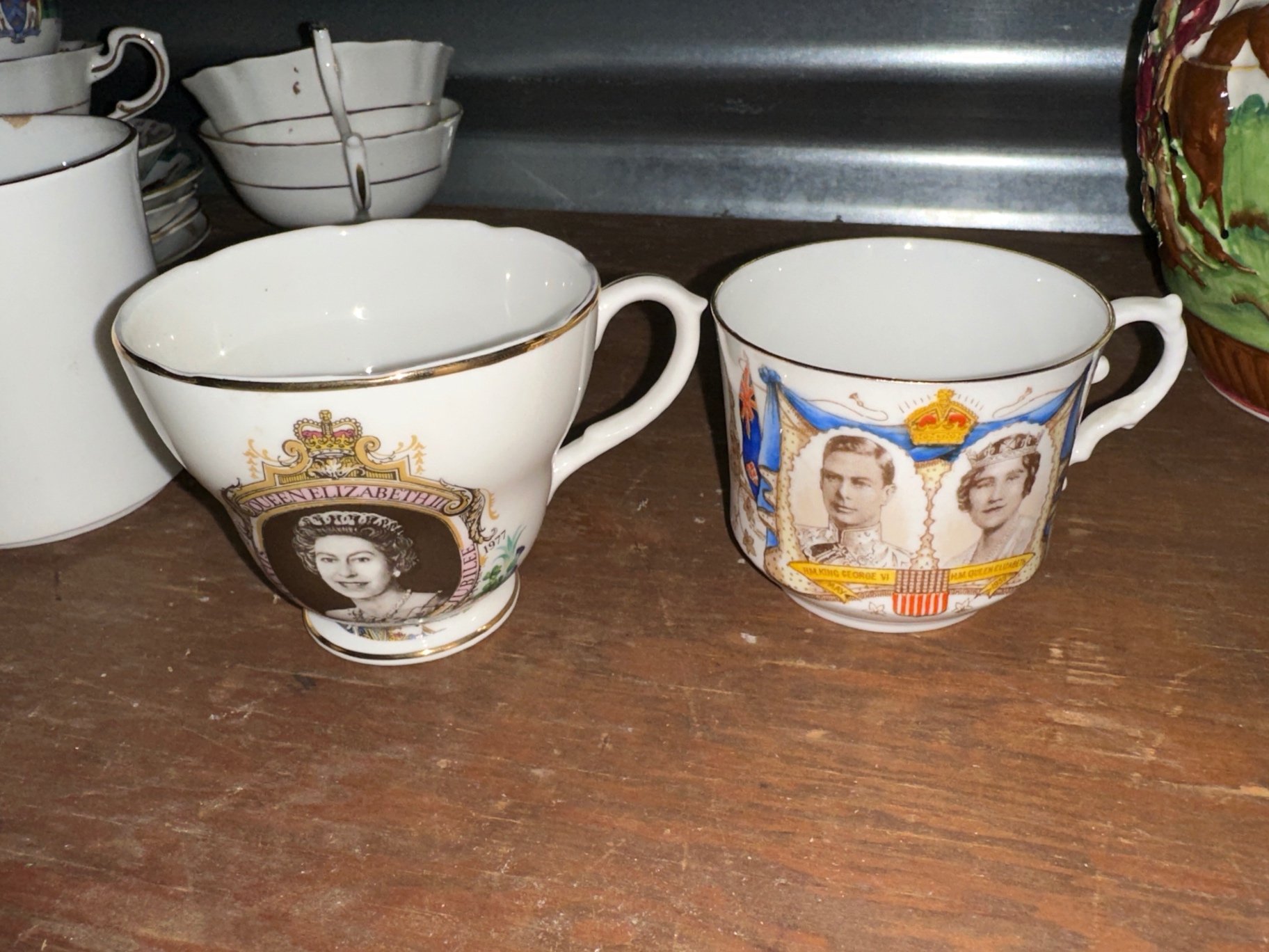 Assorted royal family, tea, cups, and saucers, plate - image 13 of 16
