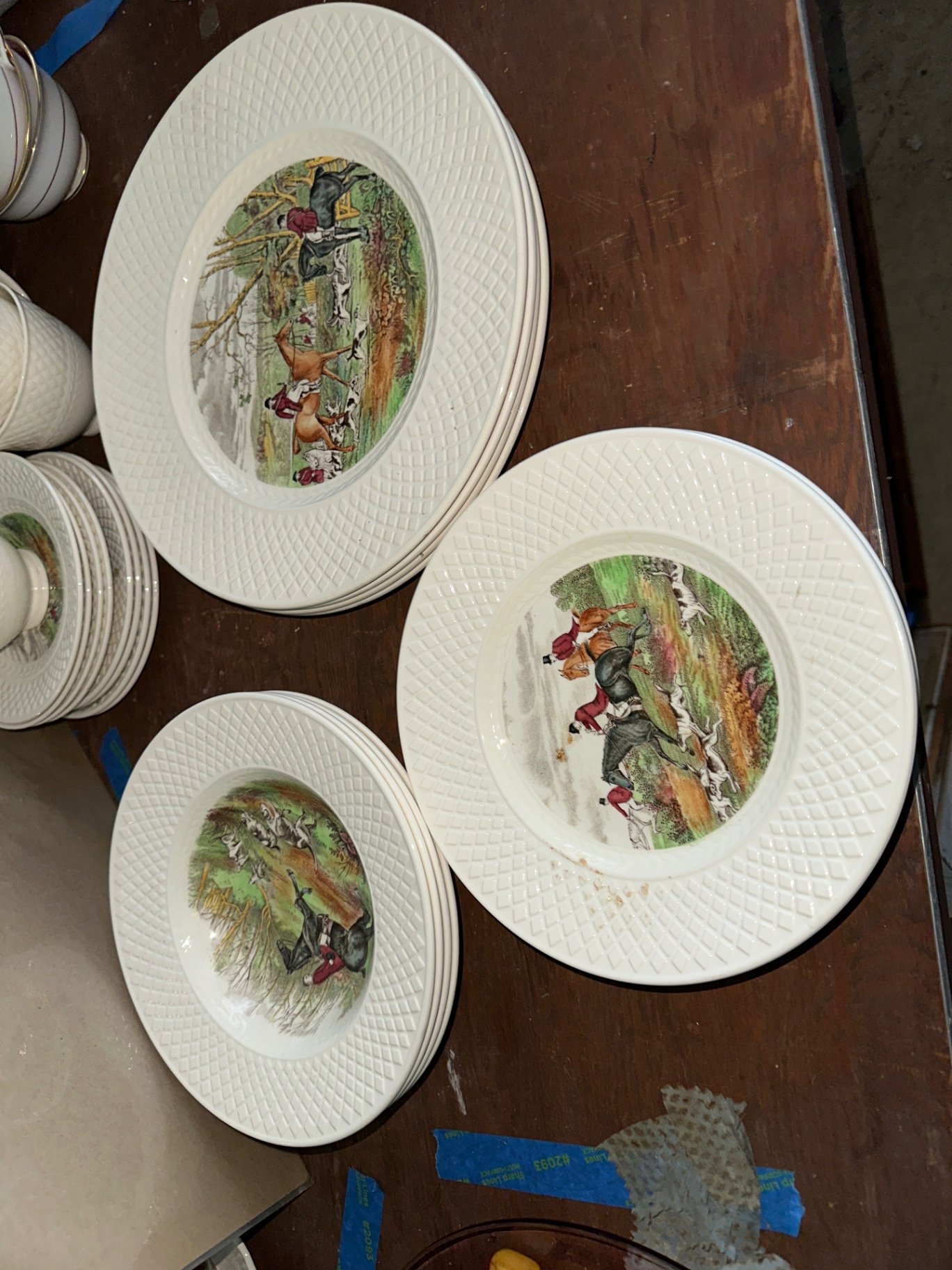 Dinnerware  - image 16 of 20