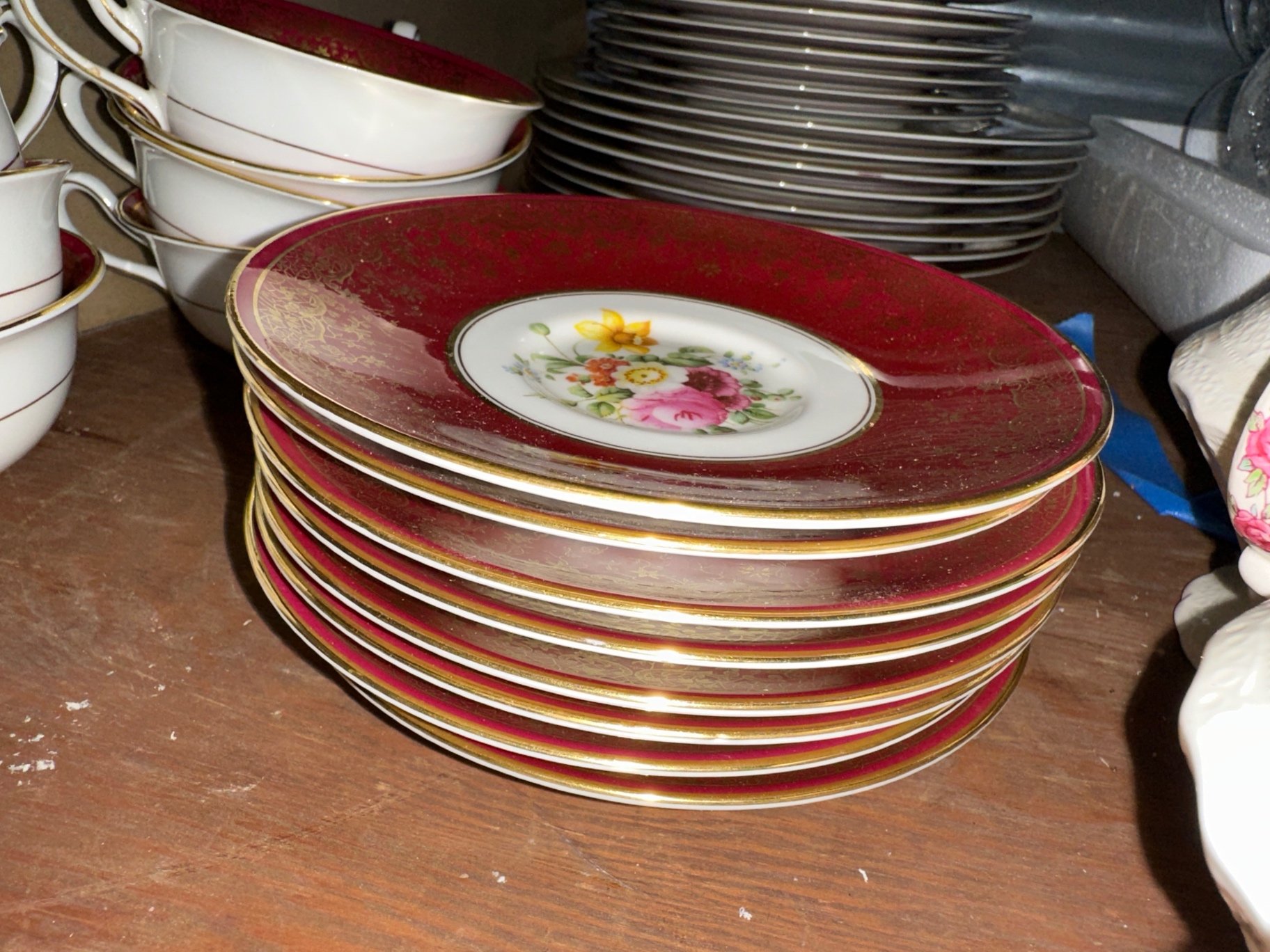 Floral red and gold china teacups and saucers - image 6 of 8
