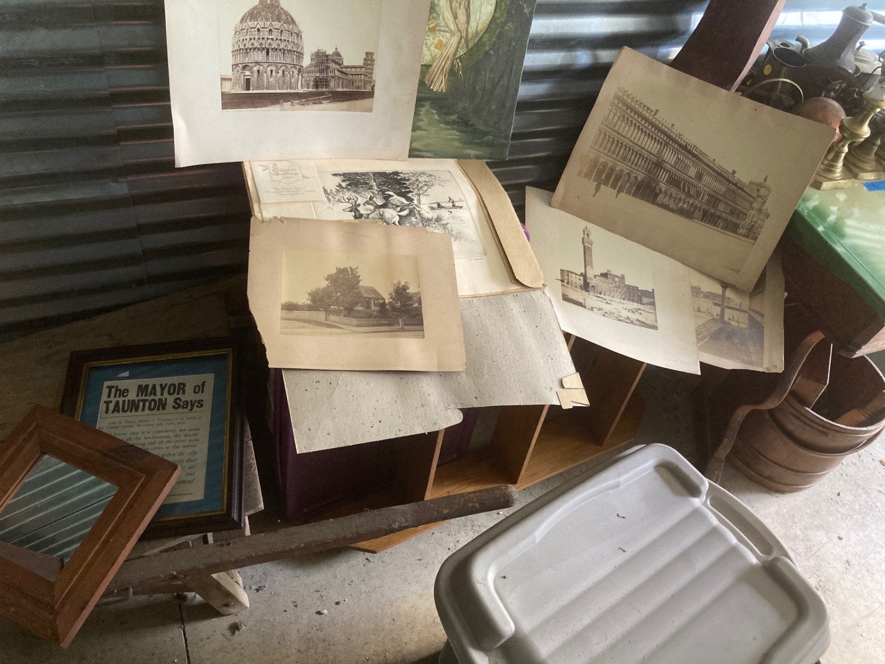 Collection of vintage prints and photographs of European landmarks and related artwork - image 1 of 10