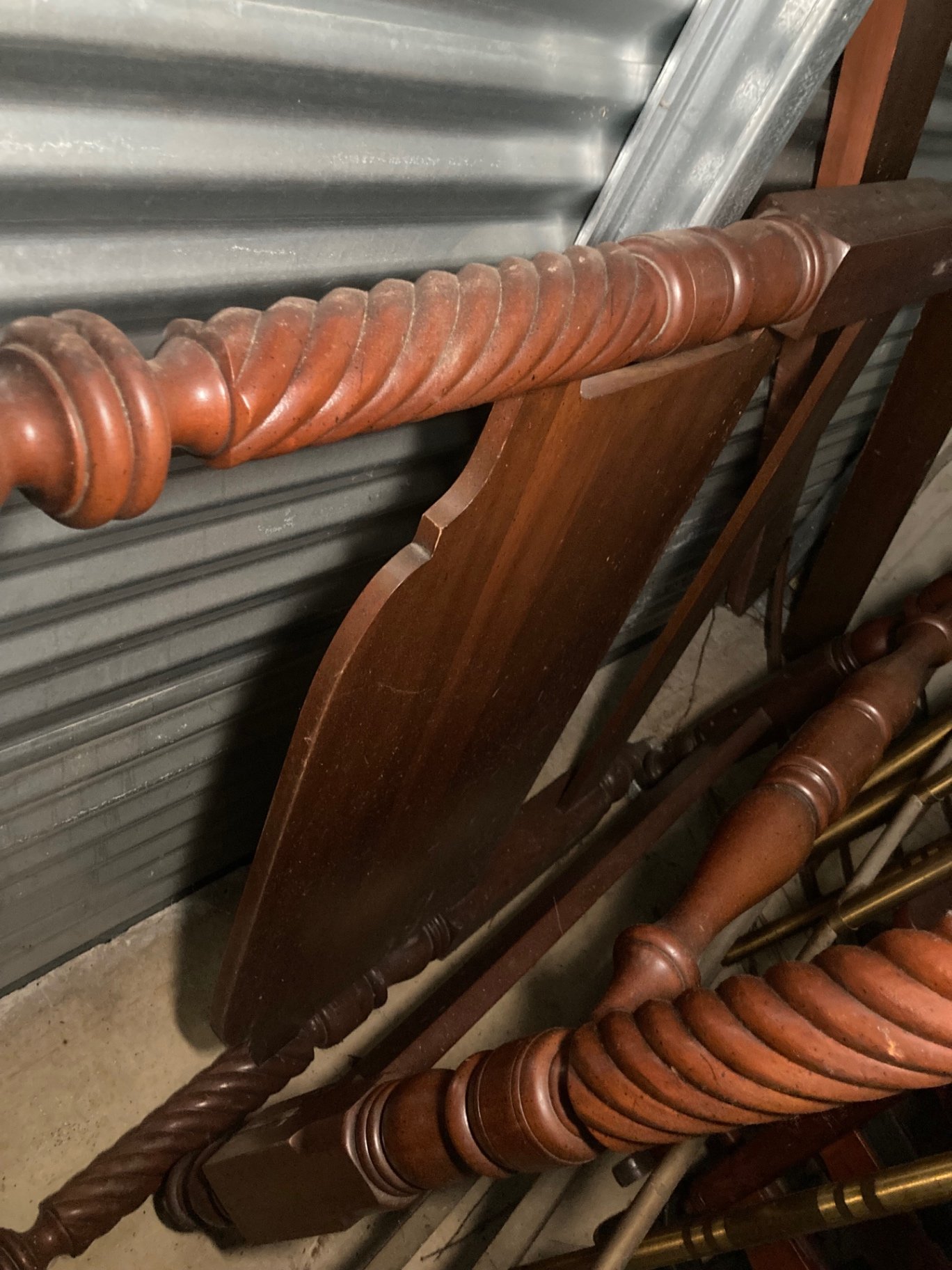 Antique mahogany bed frame with twisted posts - image 2 of 9