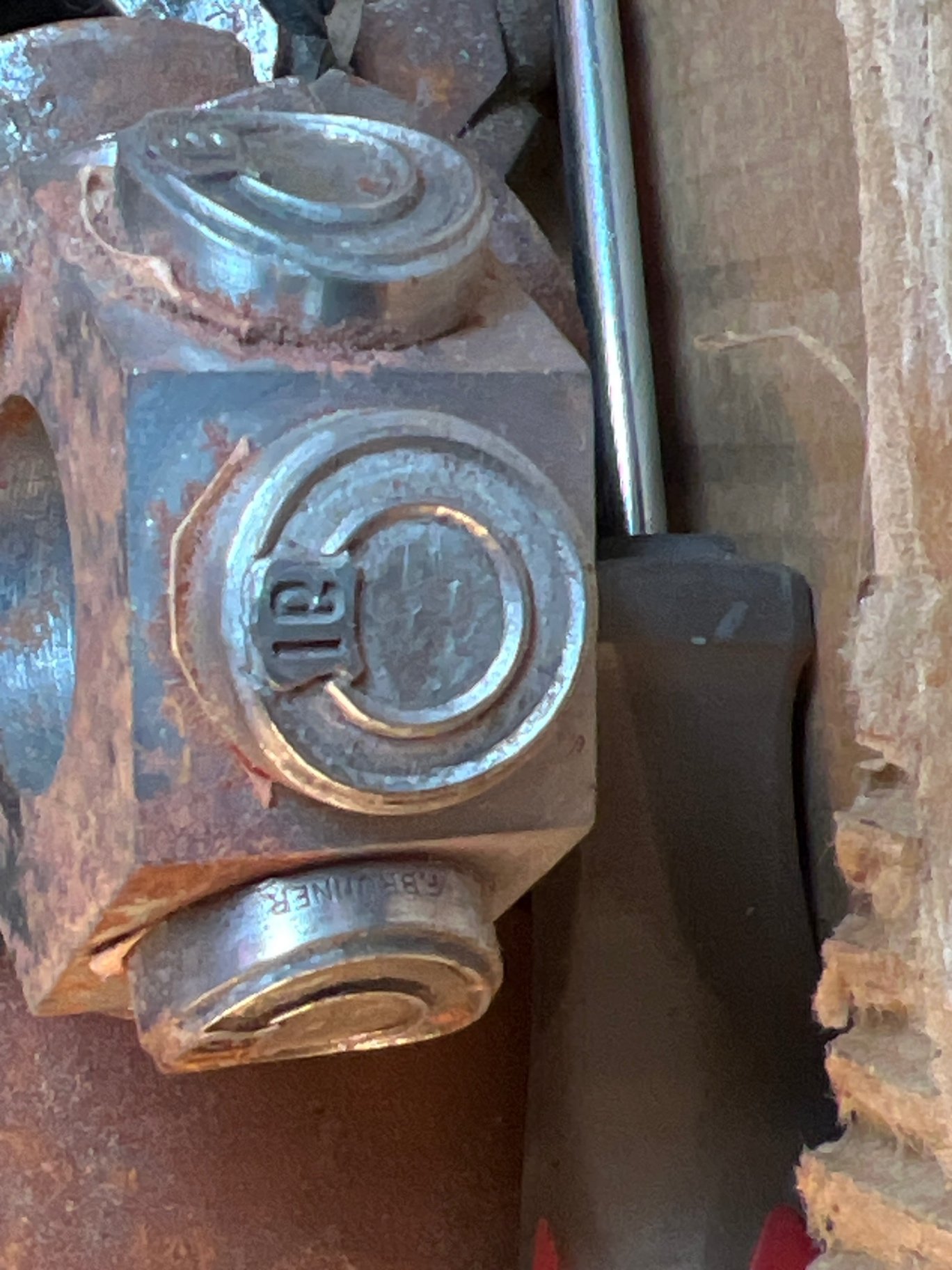 Assorted hardware and hand tools - image 7 of 14
