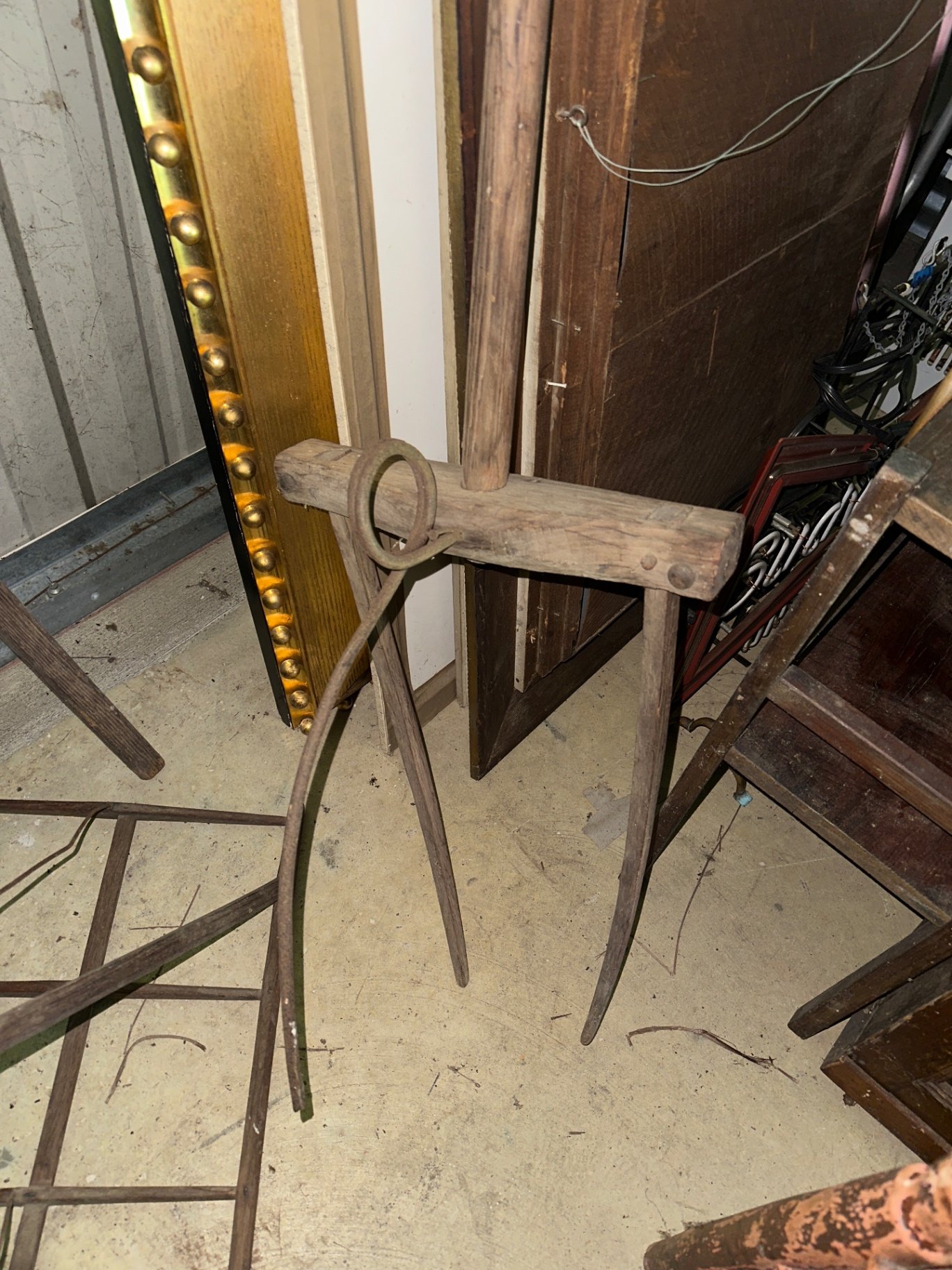 Antique saws, Tools  - image 5 of 8