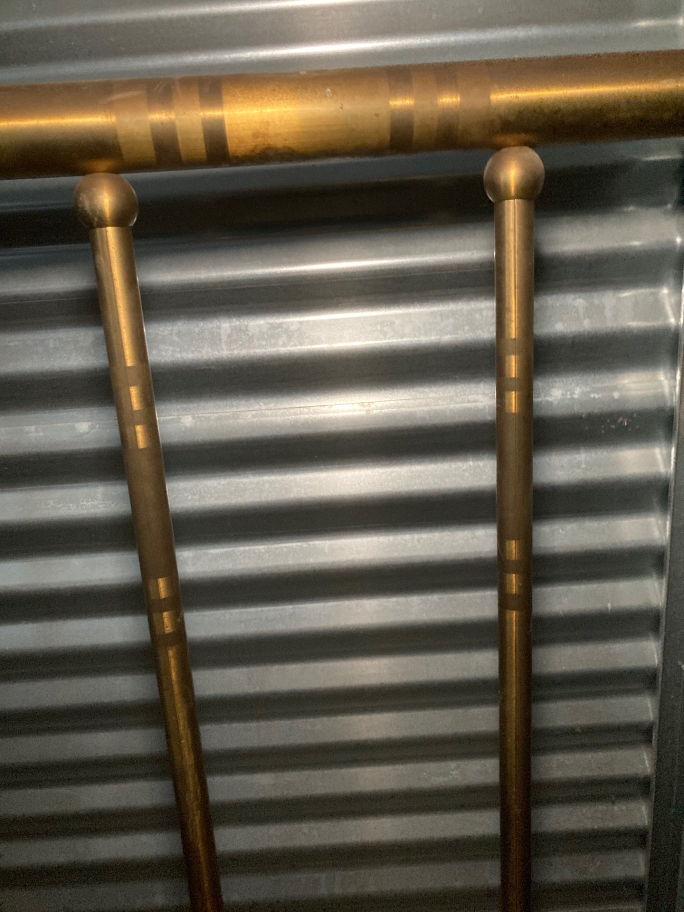 Brass-metal bed frame with headboard/footboard posts and rails - image 4 of 7