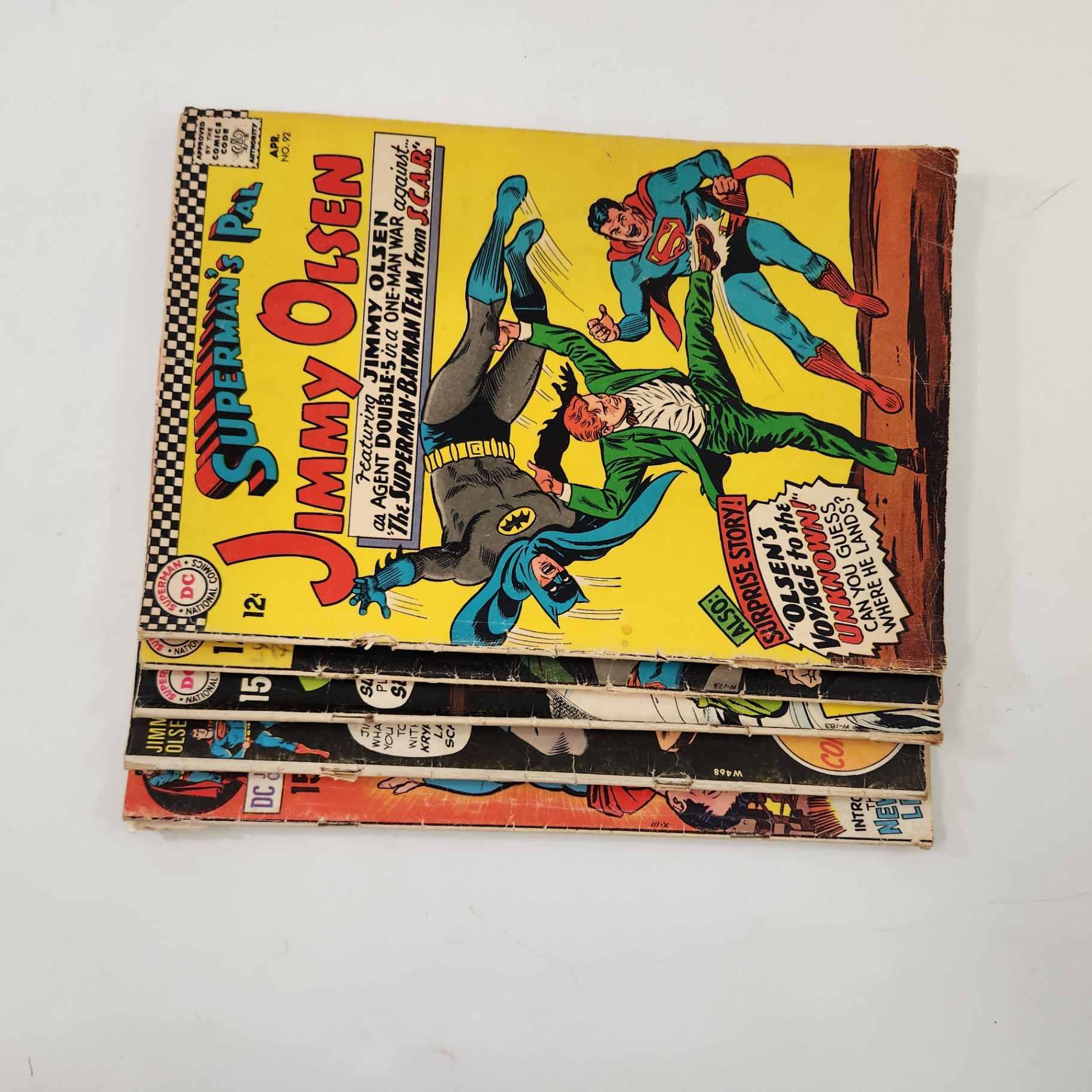 Supermans Pal Jimmy Olsen 92 120 121 130 133 - image 3 of 4