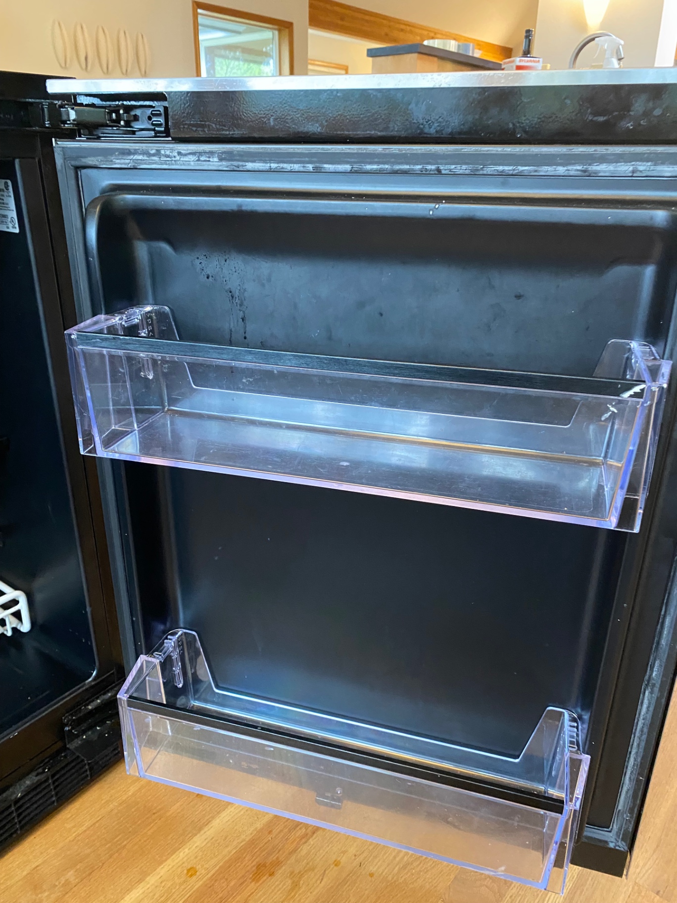 Kitchenaid Mini Fridge - image 7 of 8