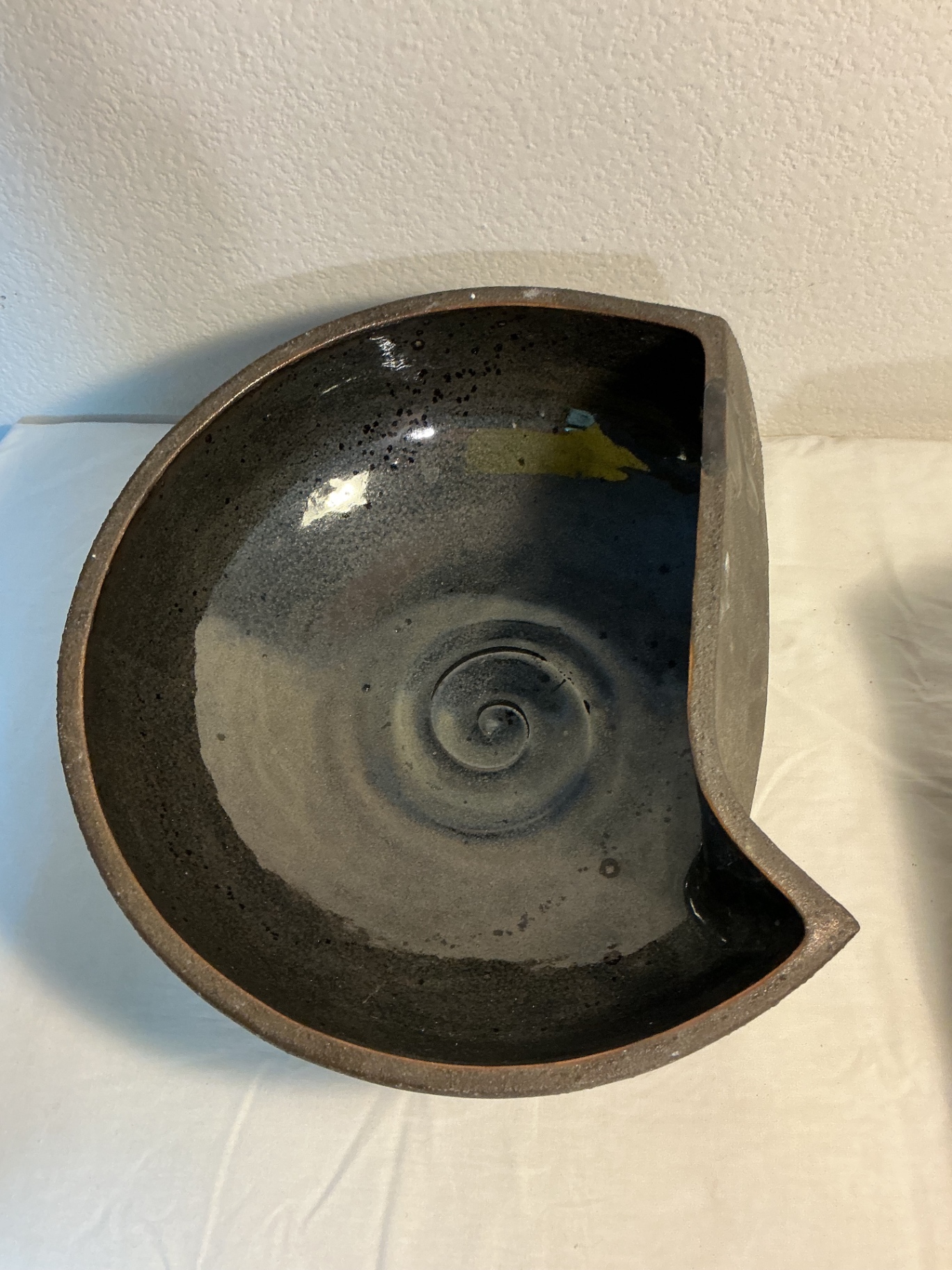 Two very unique pottery bowls, signed - image 3 of 6
