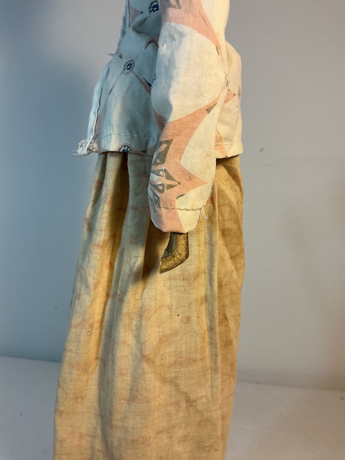 Balinese Wooden Puppets #7 - image 10 of 10