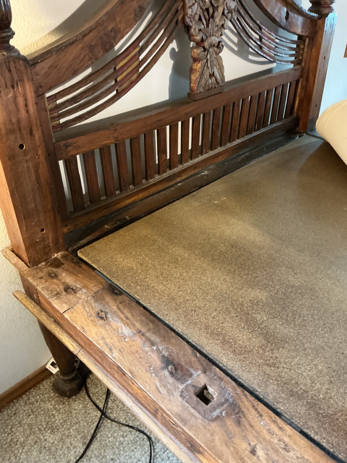 Indonesian Solid Wood Canopy bed - image 7 of 14