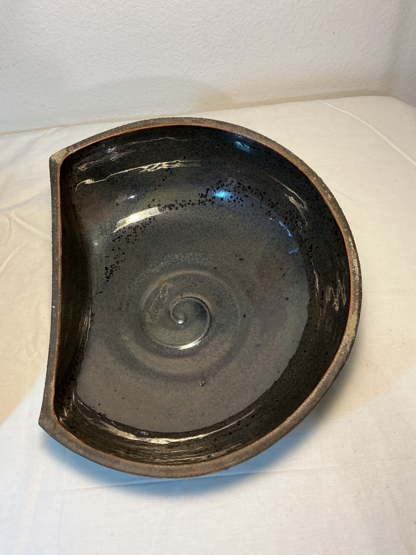 Two very unique pottery bowls, signed - image 5 of 6