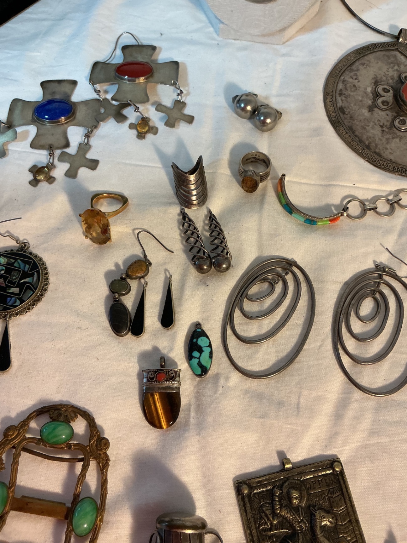 Jewelry assortment - image 9 of 11
