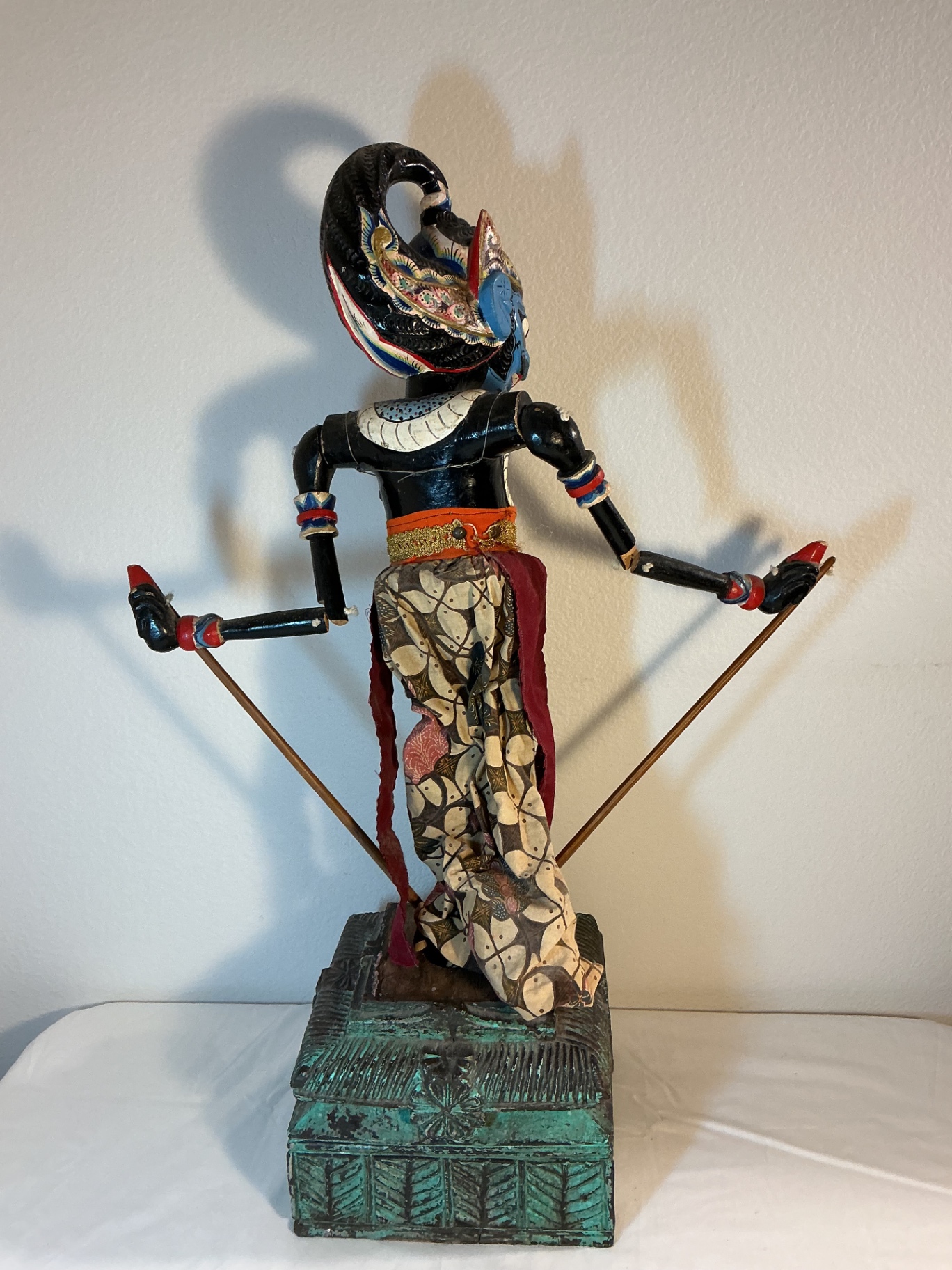 Balinese wooden Puppet #2 - image 6 of 7