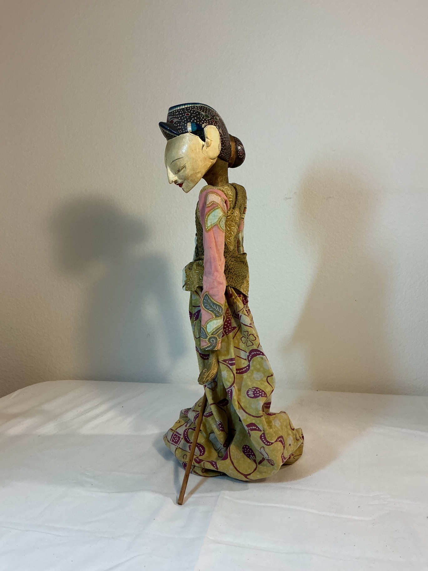 Balinese Wooden Puppets #4 - image 7 of 9