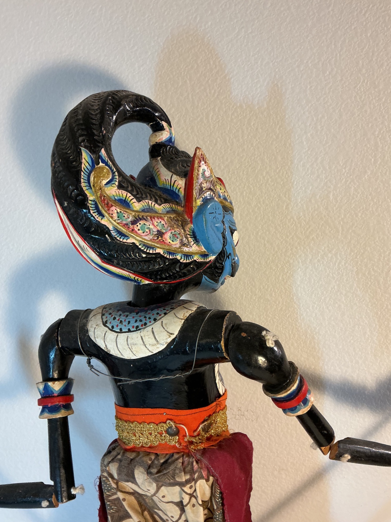 Balinese wooden Puppet #2 - image 7 of 7