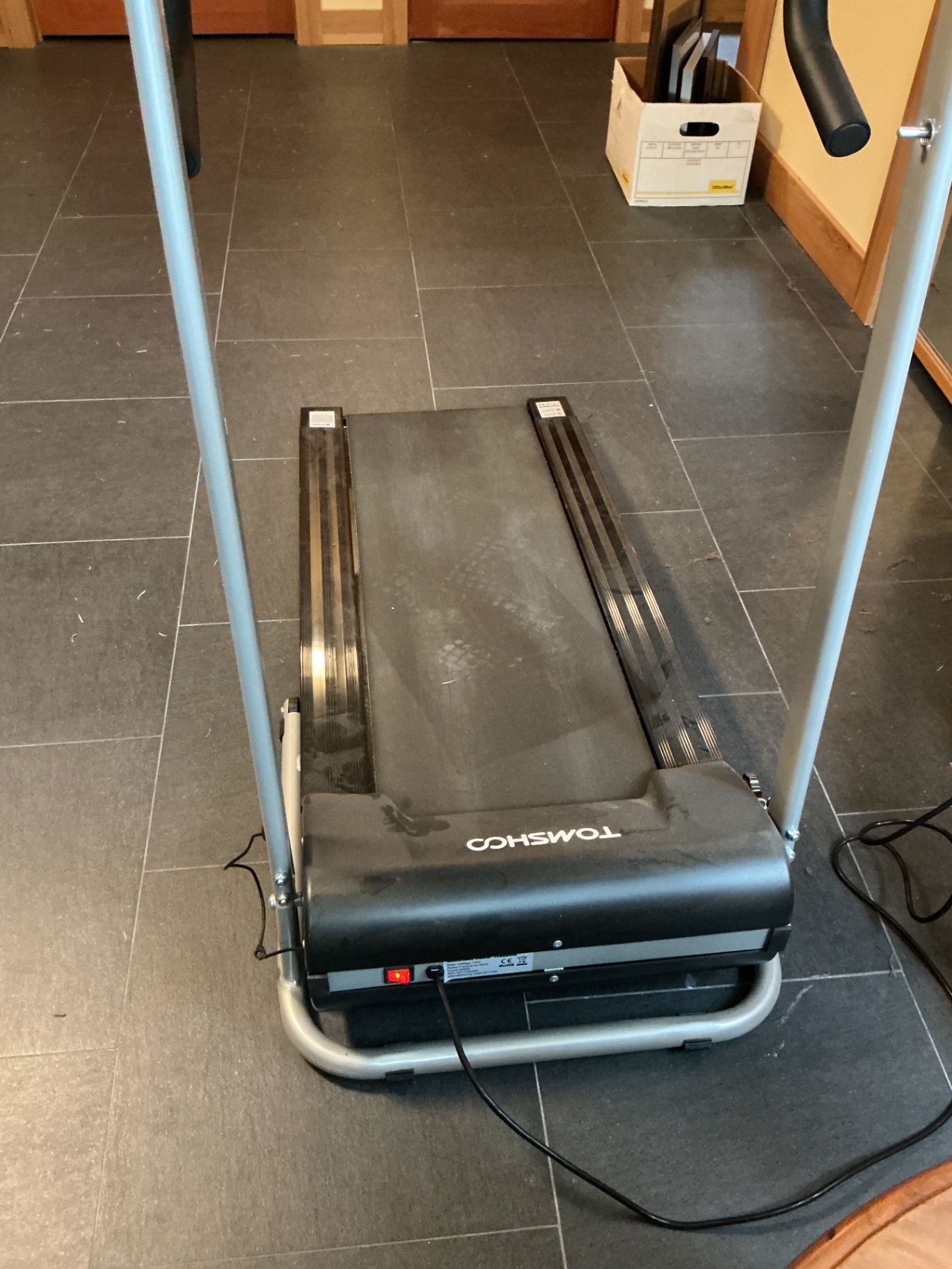 Thomshoo Treadmill - image 1 of 9