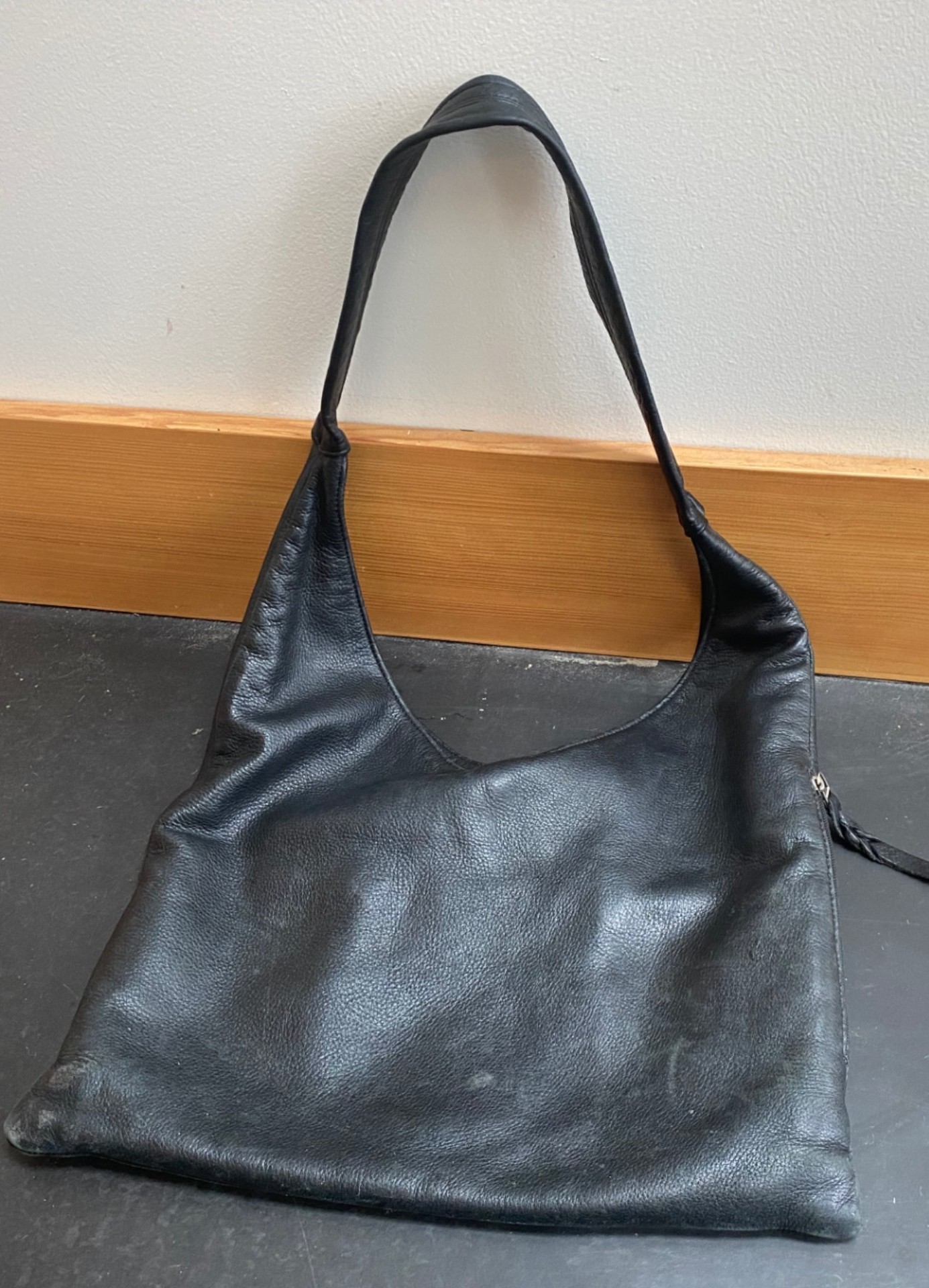 Bags and Purses - image 5 of 10