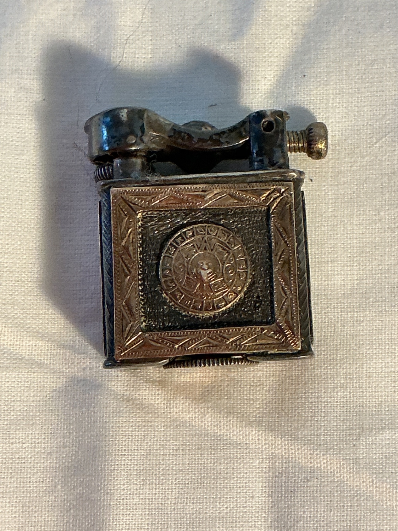 Metal oddities and foreign coins - image 5 of 9