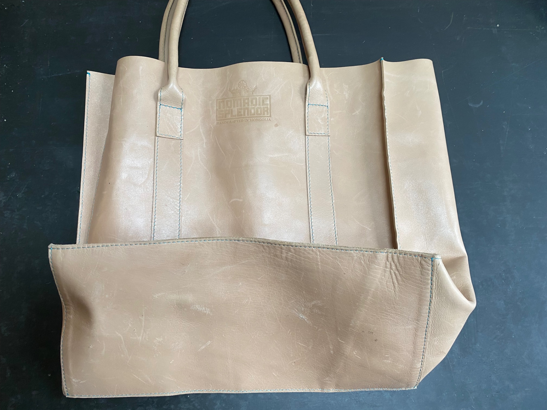 Bags and Purses - image 8 of 10