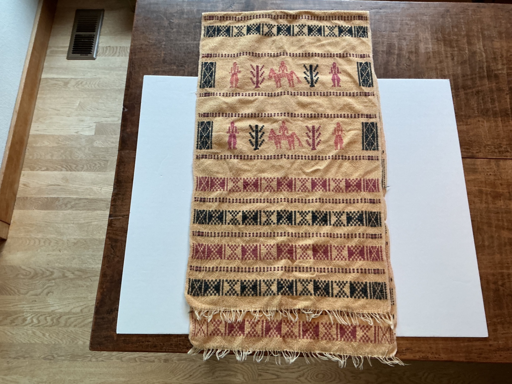 Ethnic textiles - image 5 of 5