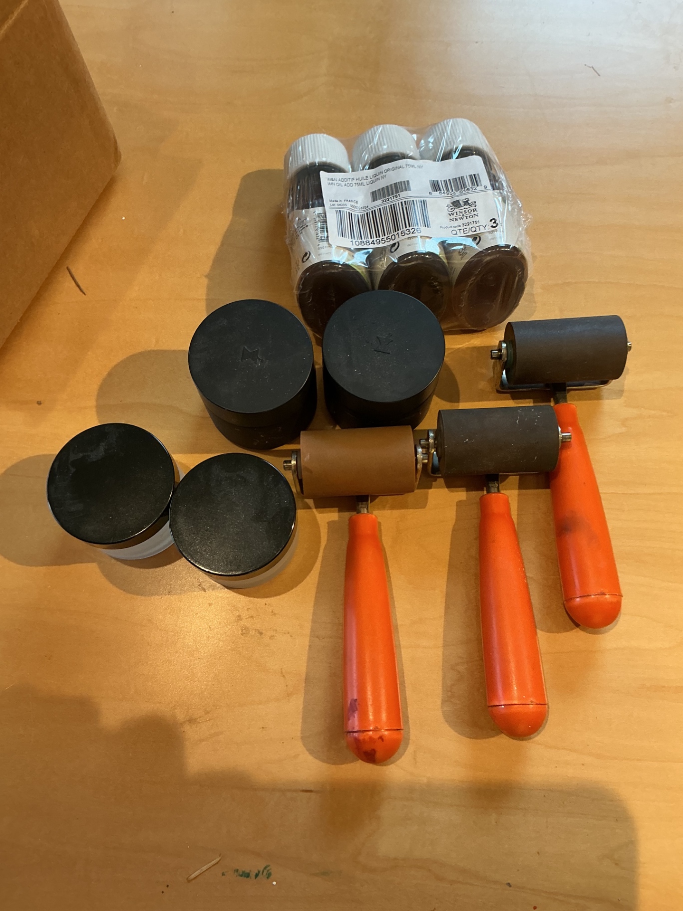 Art supplies - image 11 of 12