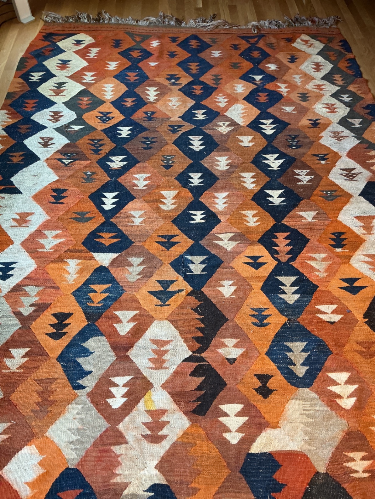 Vintage Kilm wall hanging/rug - image 2 of 3