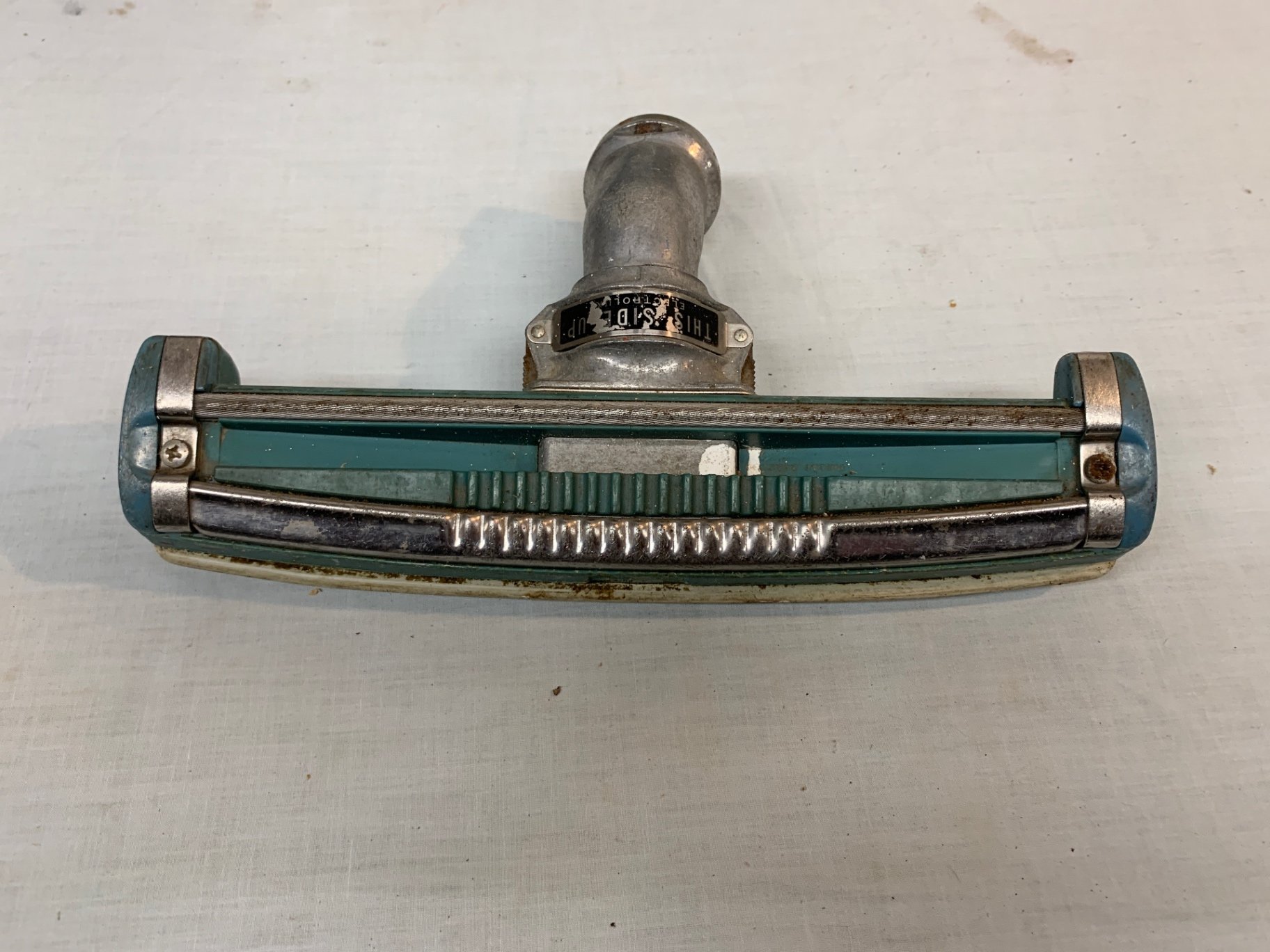 Vintage Electrolux vacuum cleaner with attachments and bags - image 4 of 6