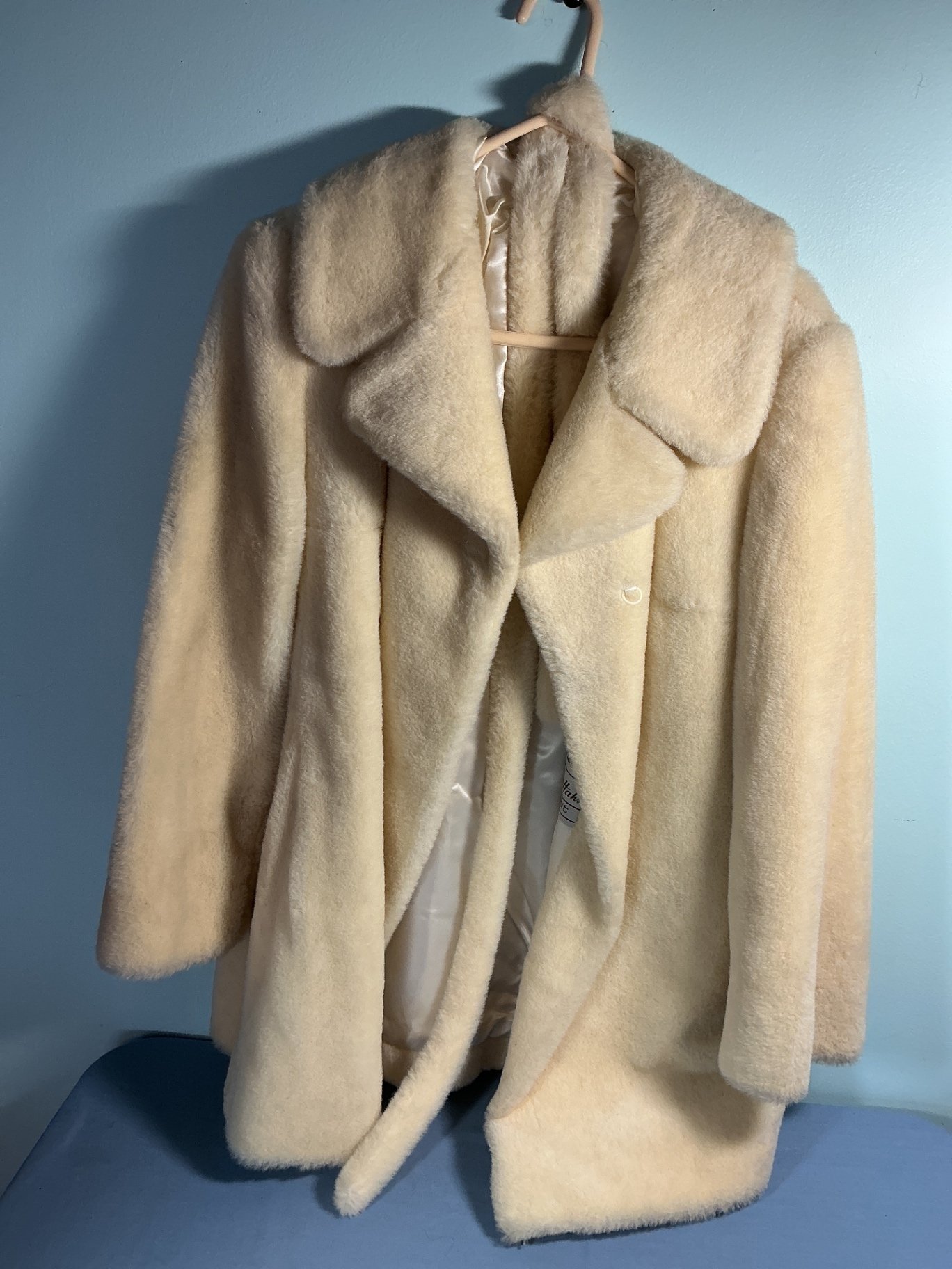 Assorted coats and jackets with fur, wool, and shearling linings - image 4 of 13