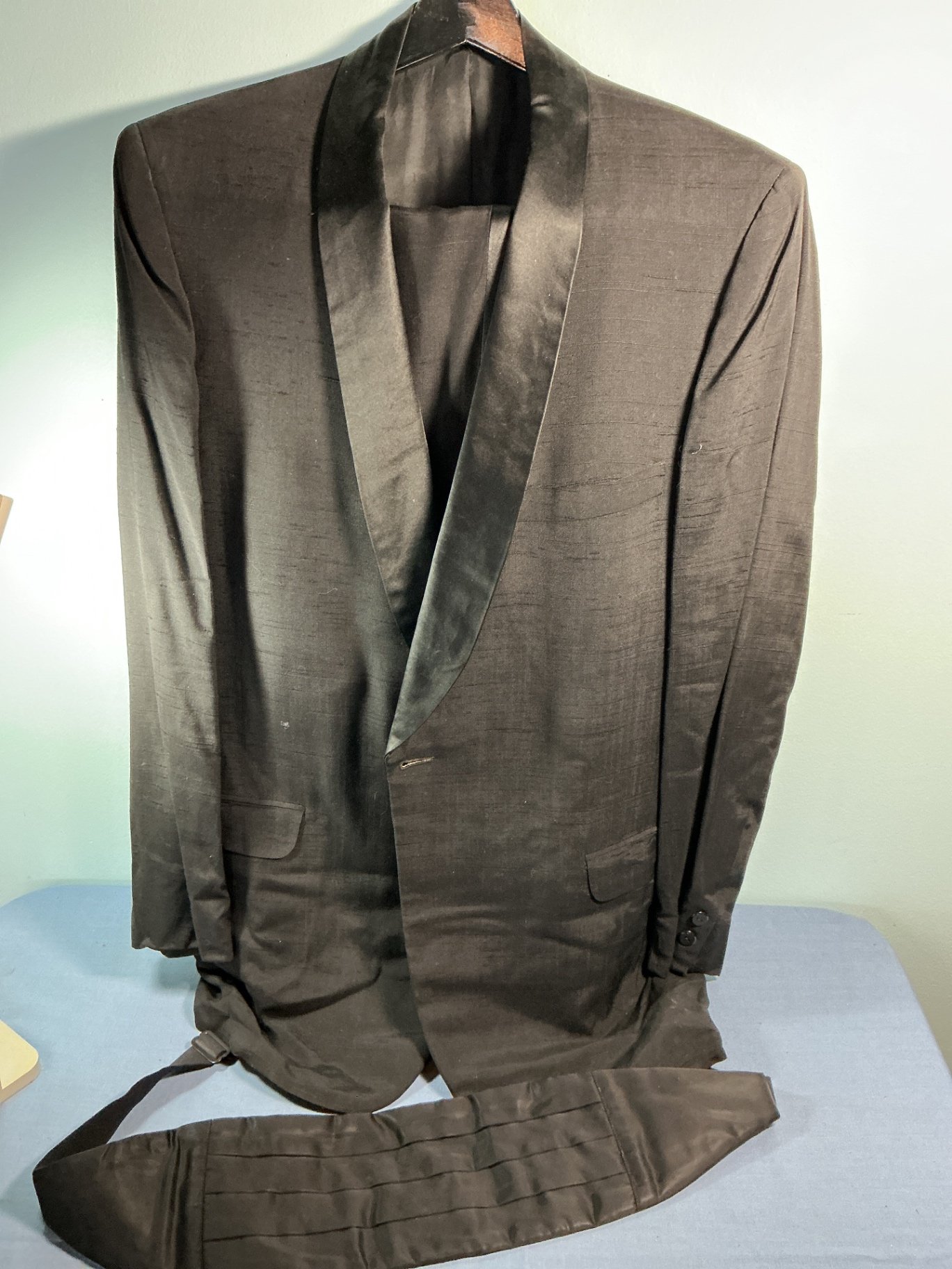 Vintage Men’s Tux, satin smoking jacket - image 1 of 7