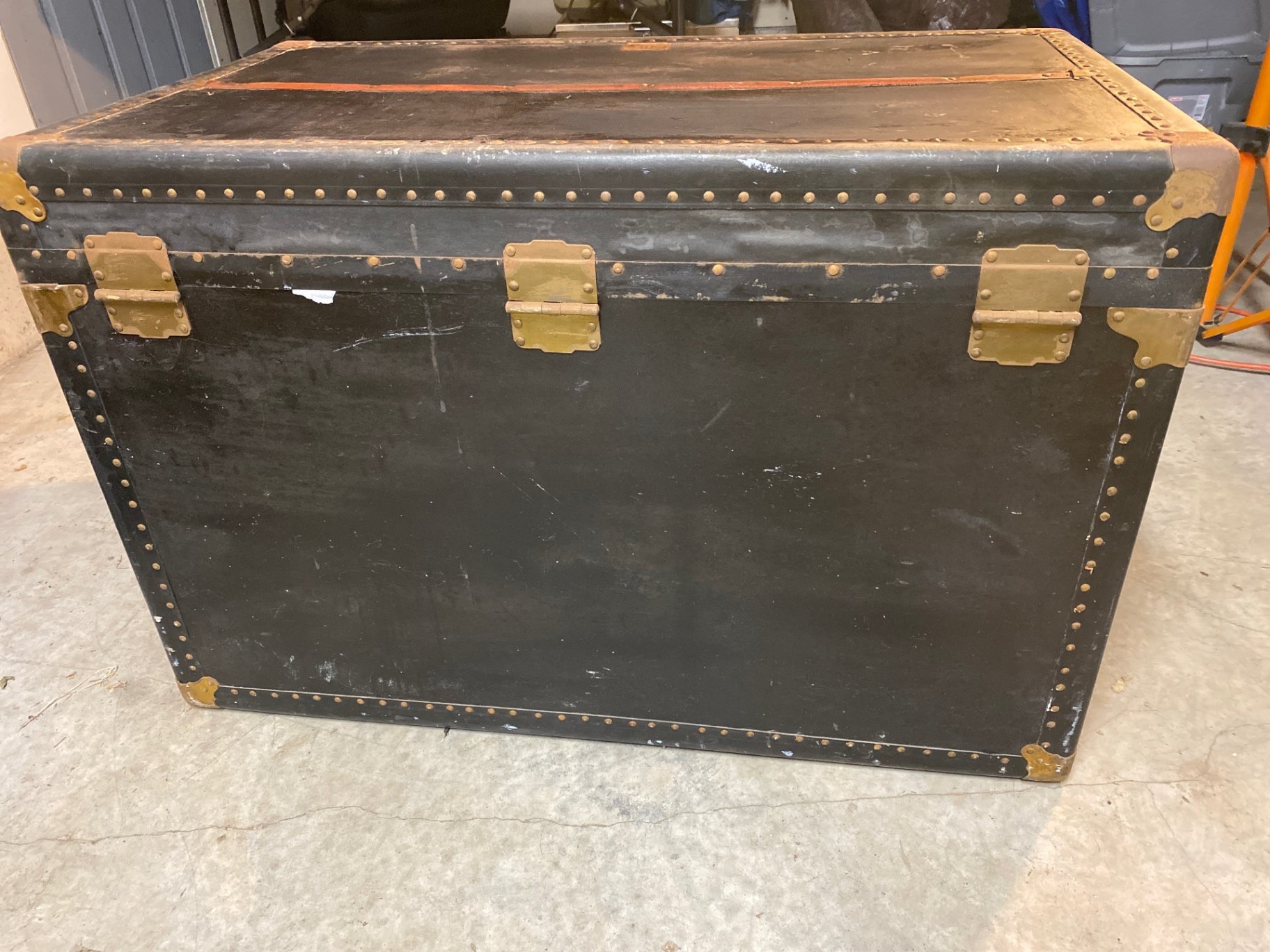 Vintage Travel or Storage Trunk - image 5 of 8