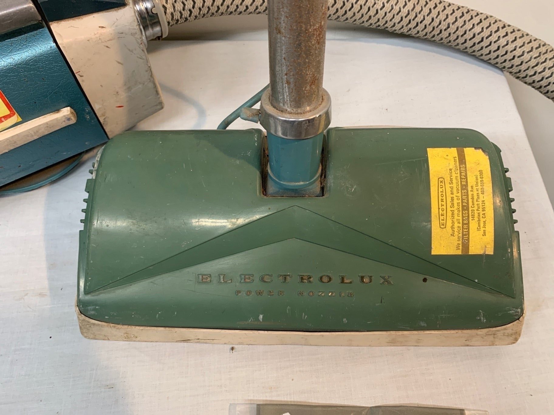 Vintage Electrolux vacuum cleaner with attachments and bags - image 5 of 6