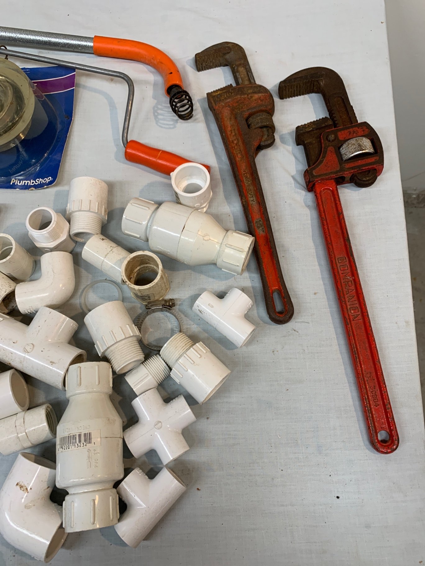 Assorted Plumbing Fittings, Valves, Tools, and Bath Hardware - image 3 of 6