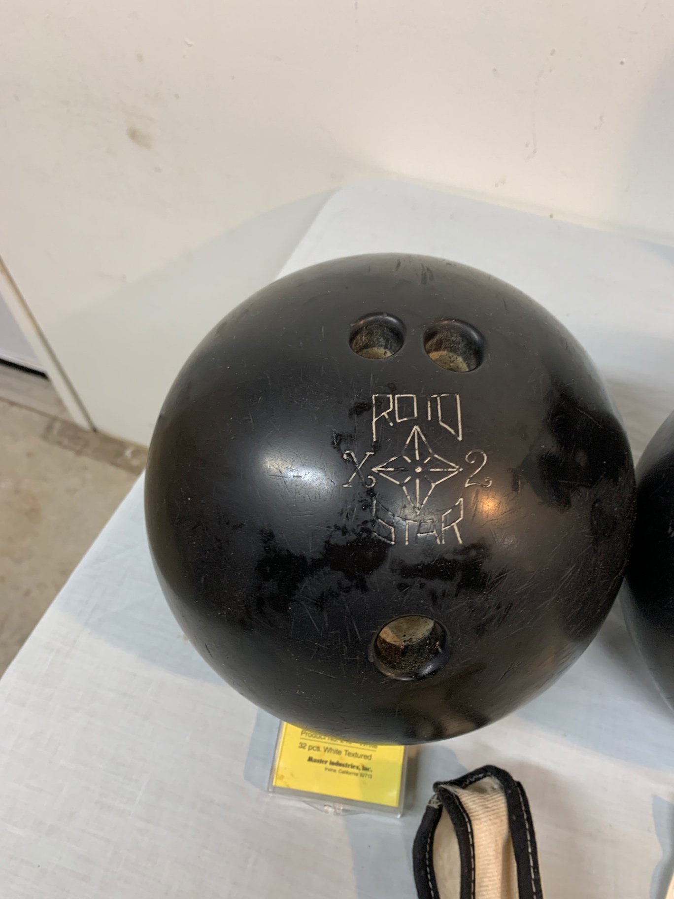 Bowling balls with carrying case and Buff-a-Ball bag - image 2 of 3