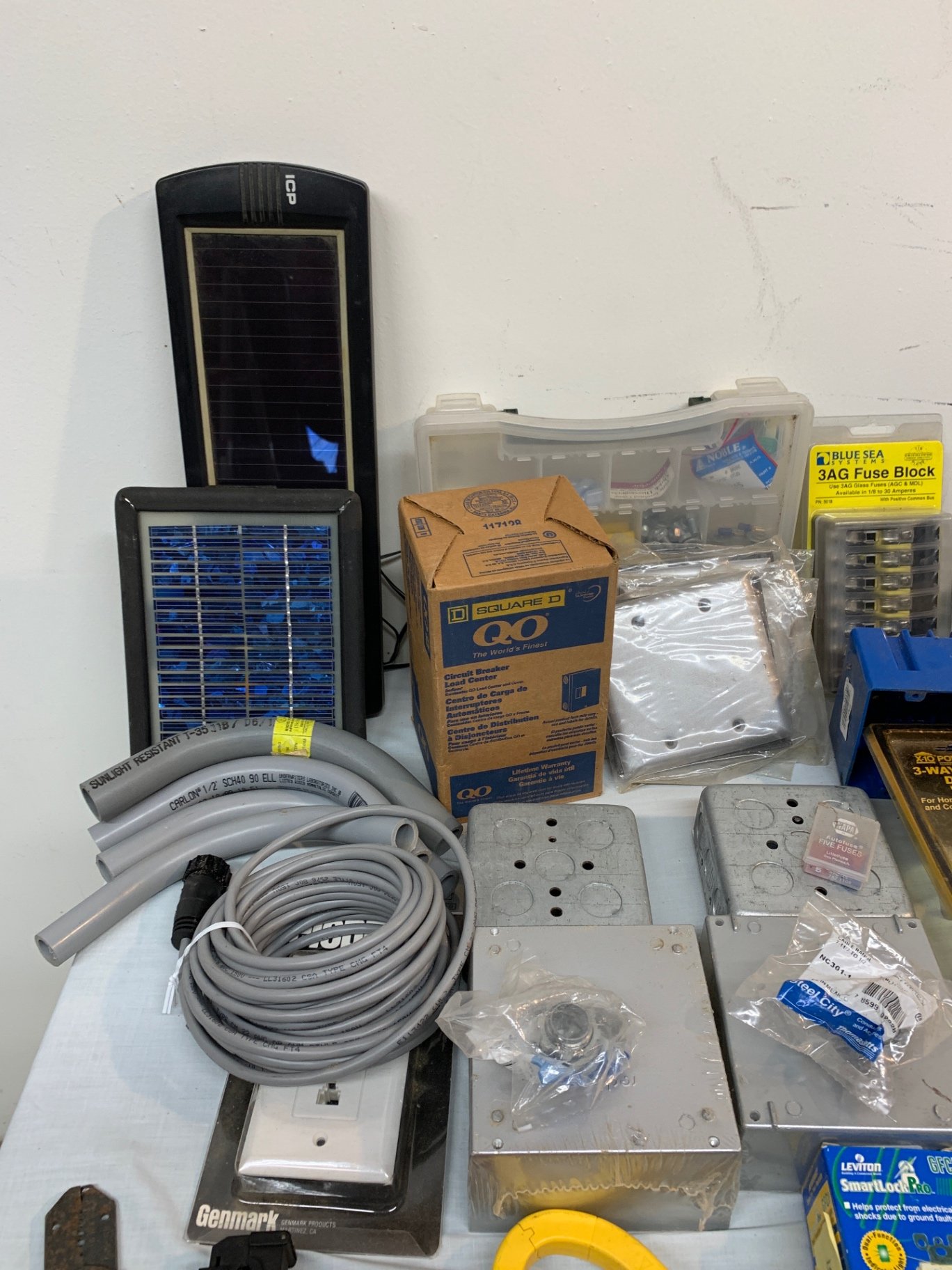 Electrical Items - image 2 of 7