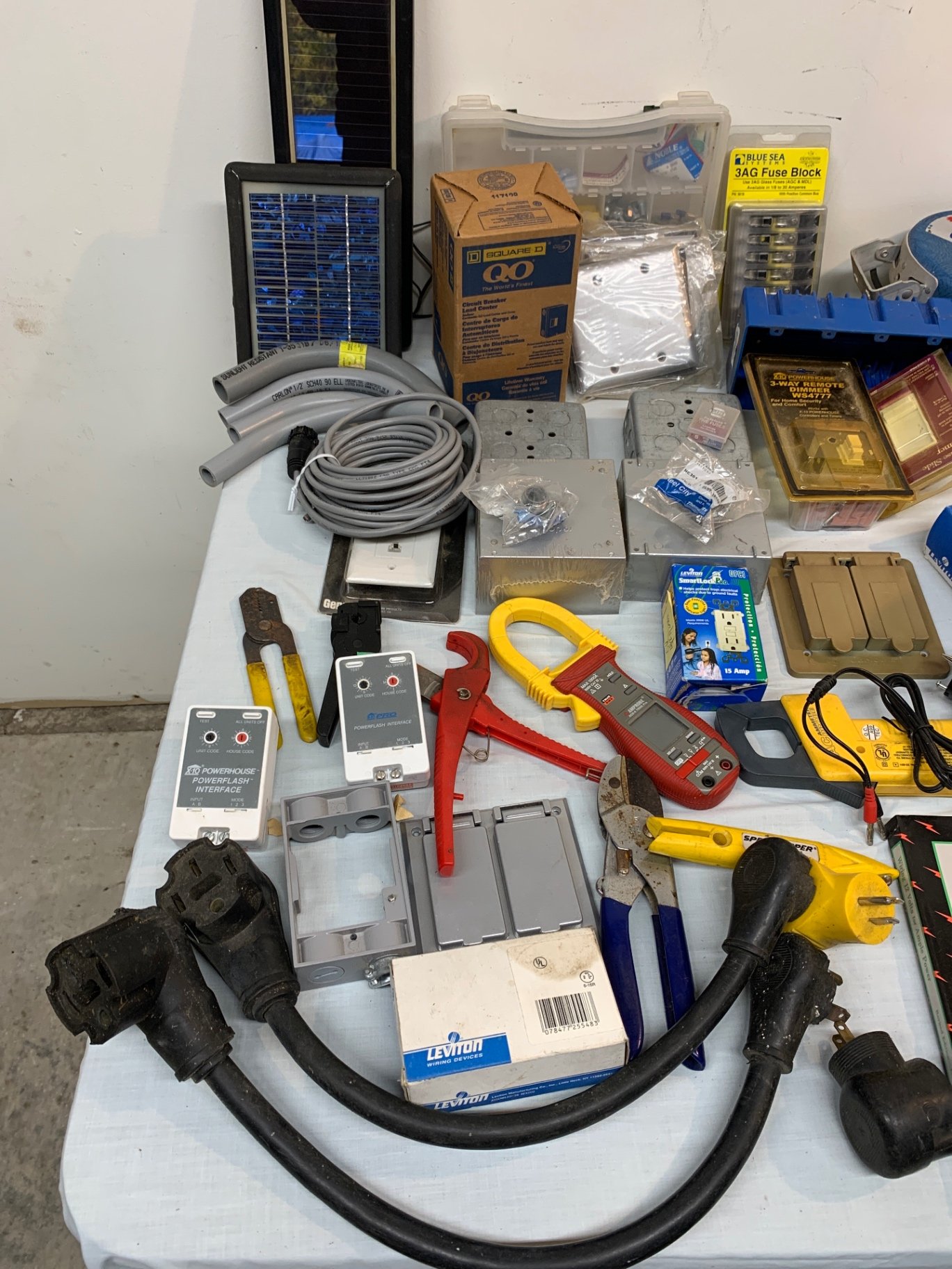 Electrical Items - image 3 of 7