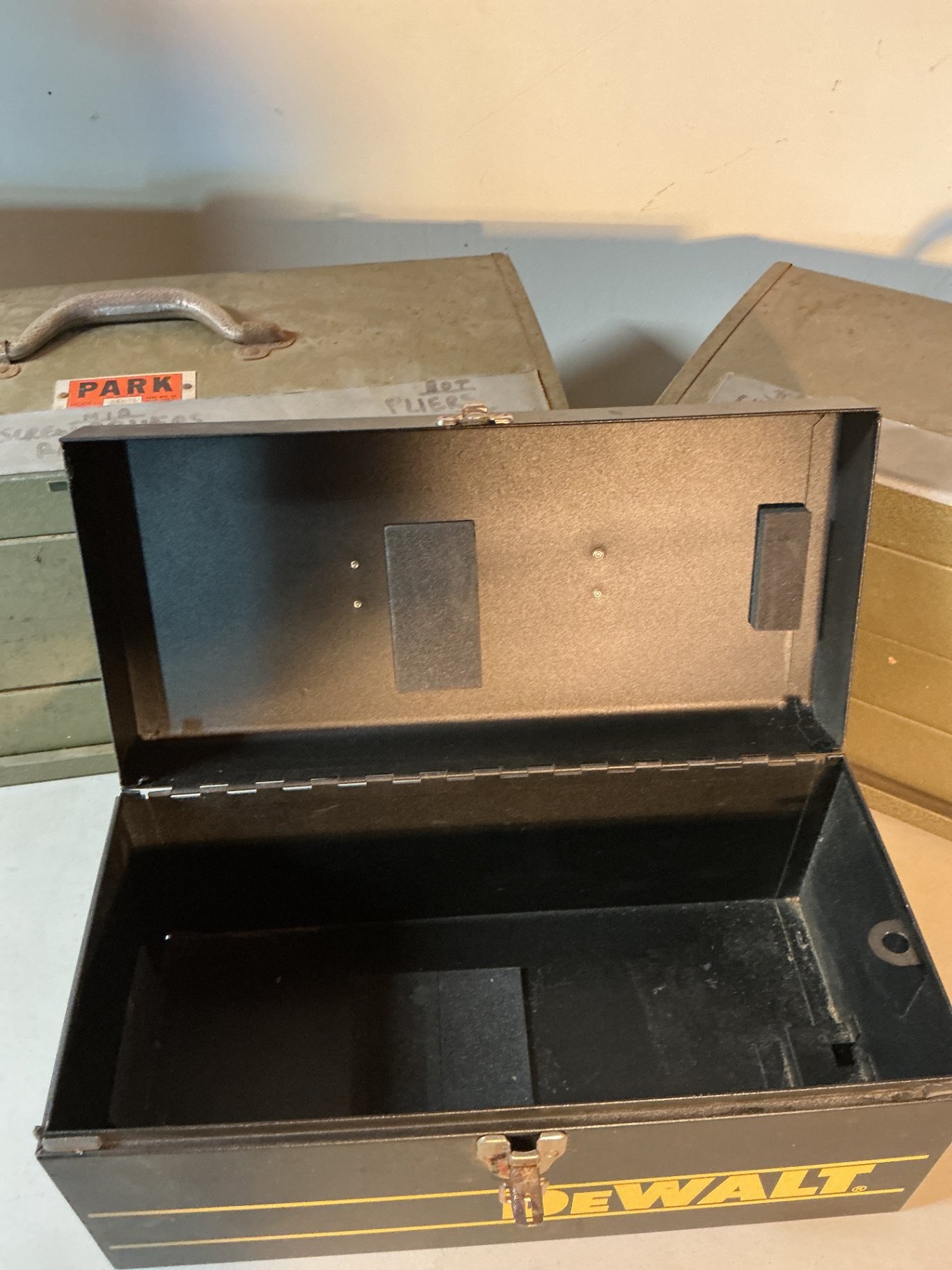 Metal tool boxes and chests (DeWALT and Park) - image 3 of 7
