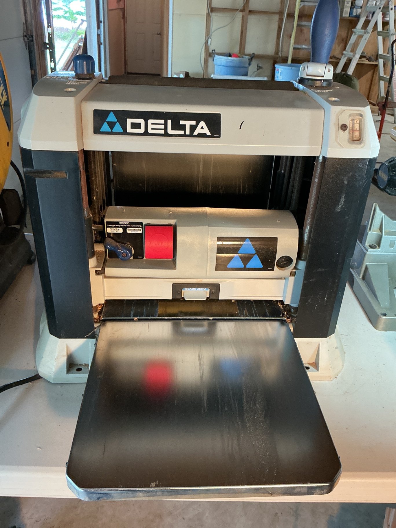 Delta planer - image 1 of 4
