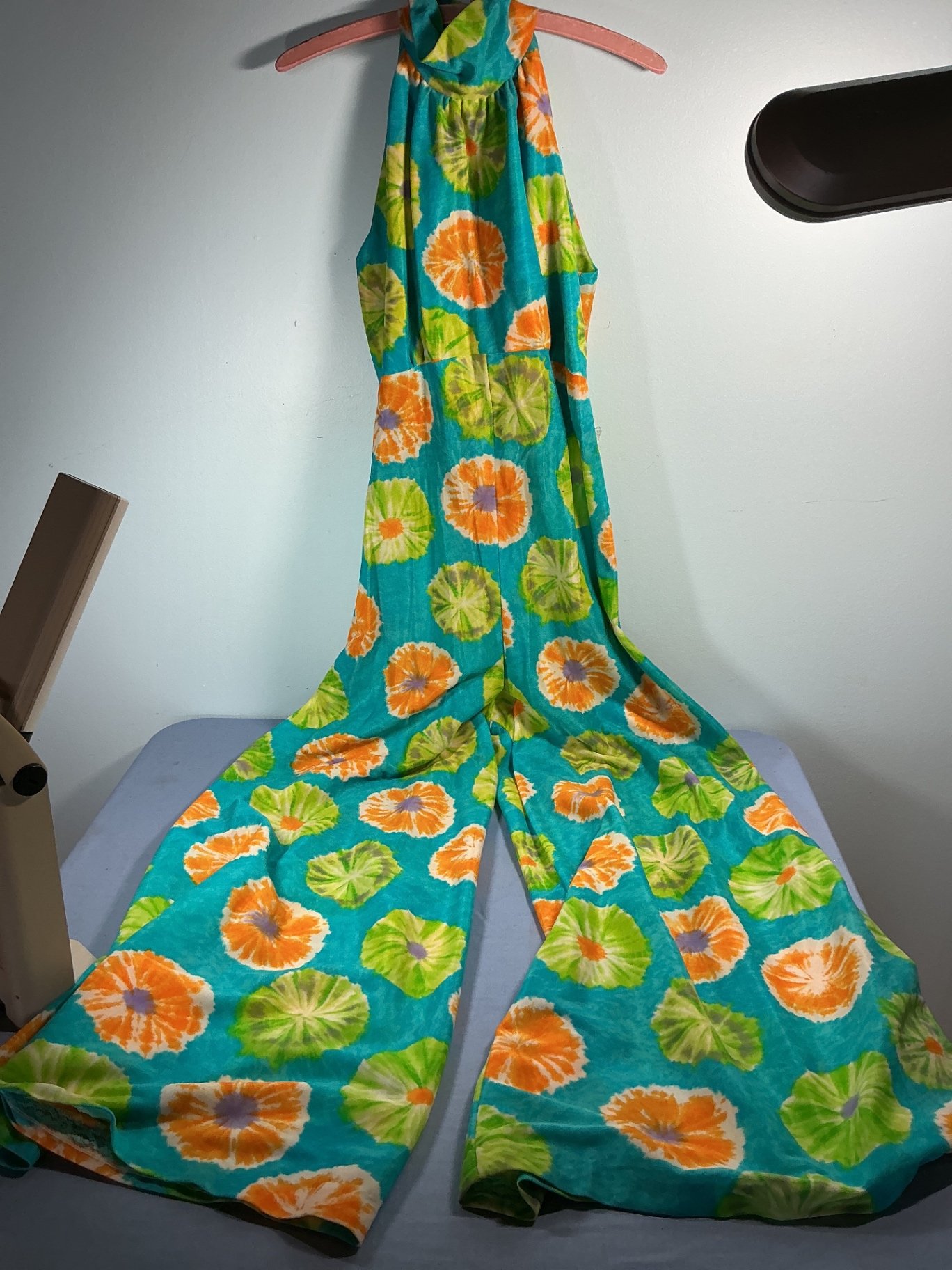 Vintage Women’s Clothing - image 3 of 8