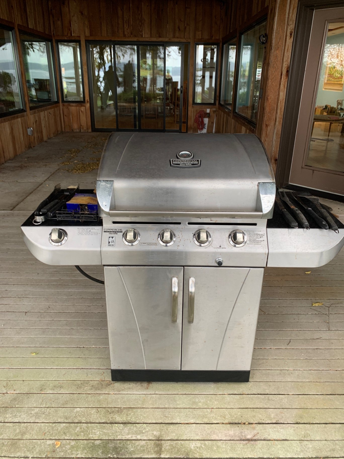 Commercial Char-Broil Gas Grill with Accessories - image 1 of 6