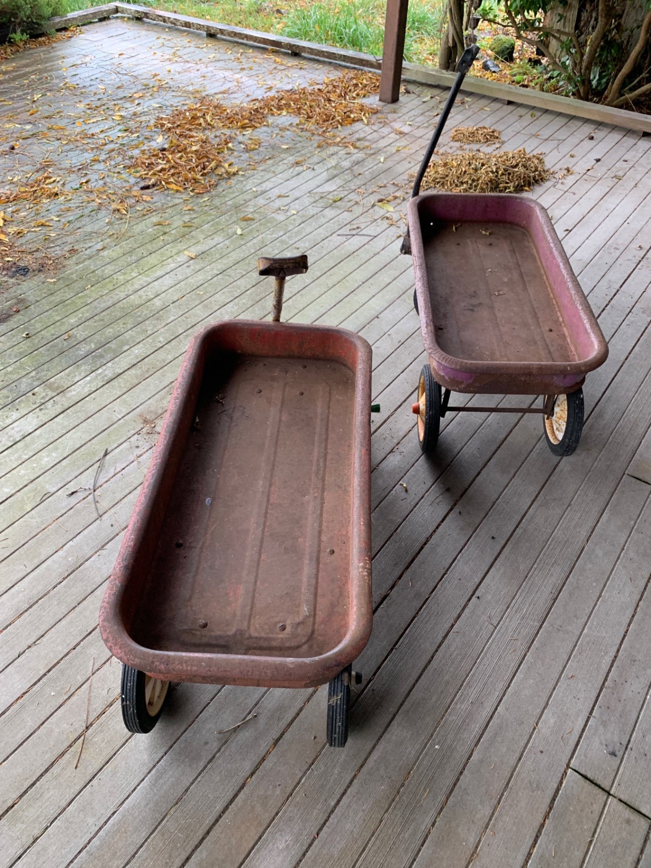 Vintage Radio Flyer Wagons - image 4 of 4