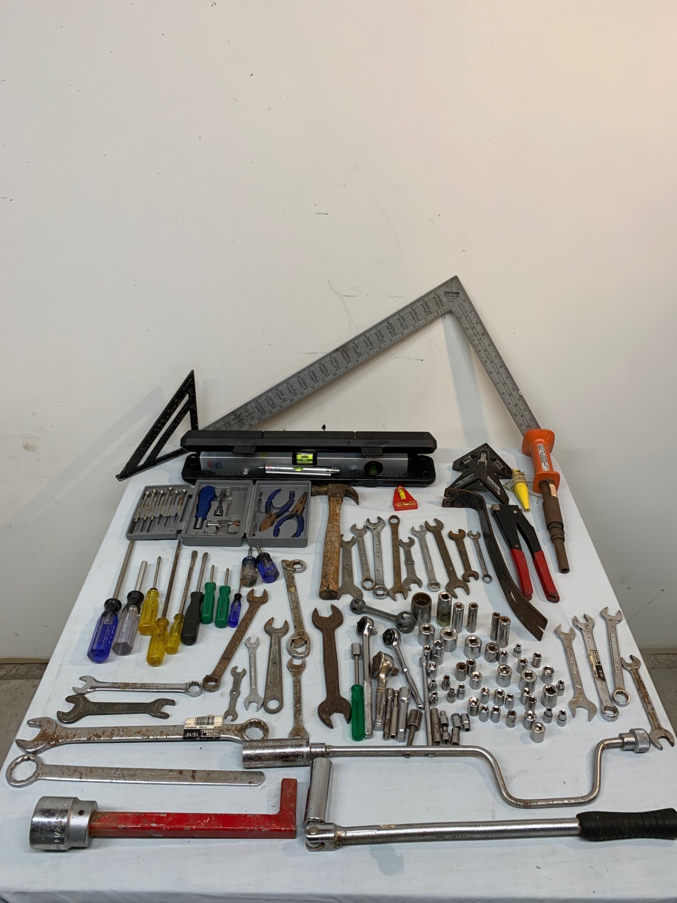 Hand Tools - image 1 of 5