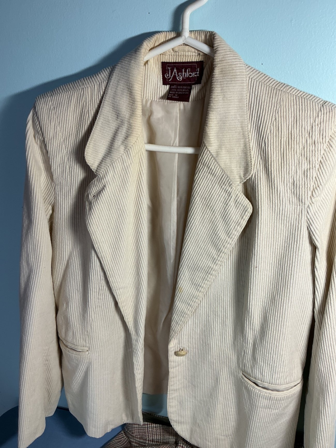 Collection of vintage women's jackets, coats, and separates - image 8 of 10