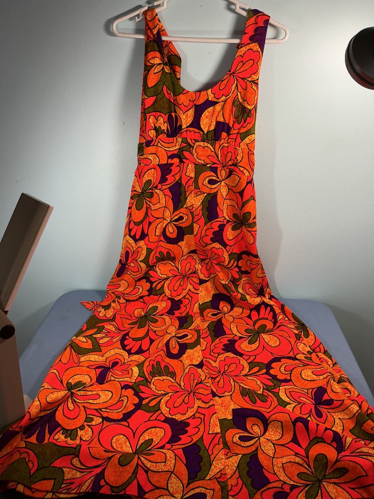 Vintage Women’s Clothing - image 2 of 8