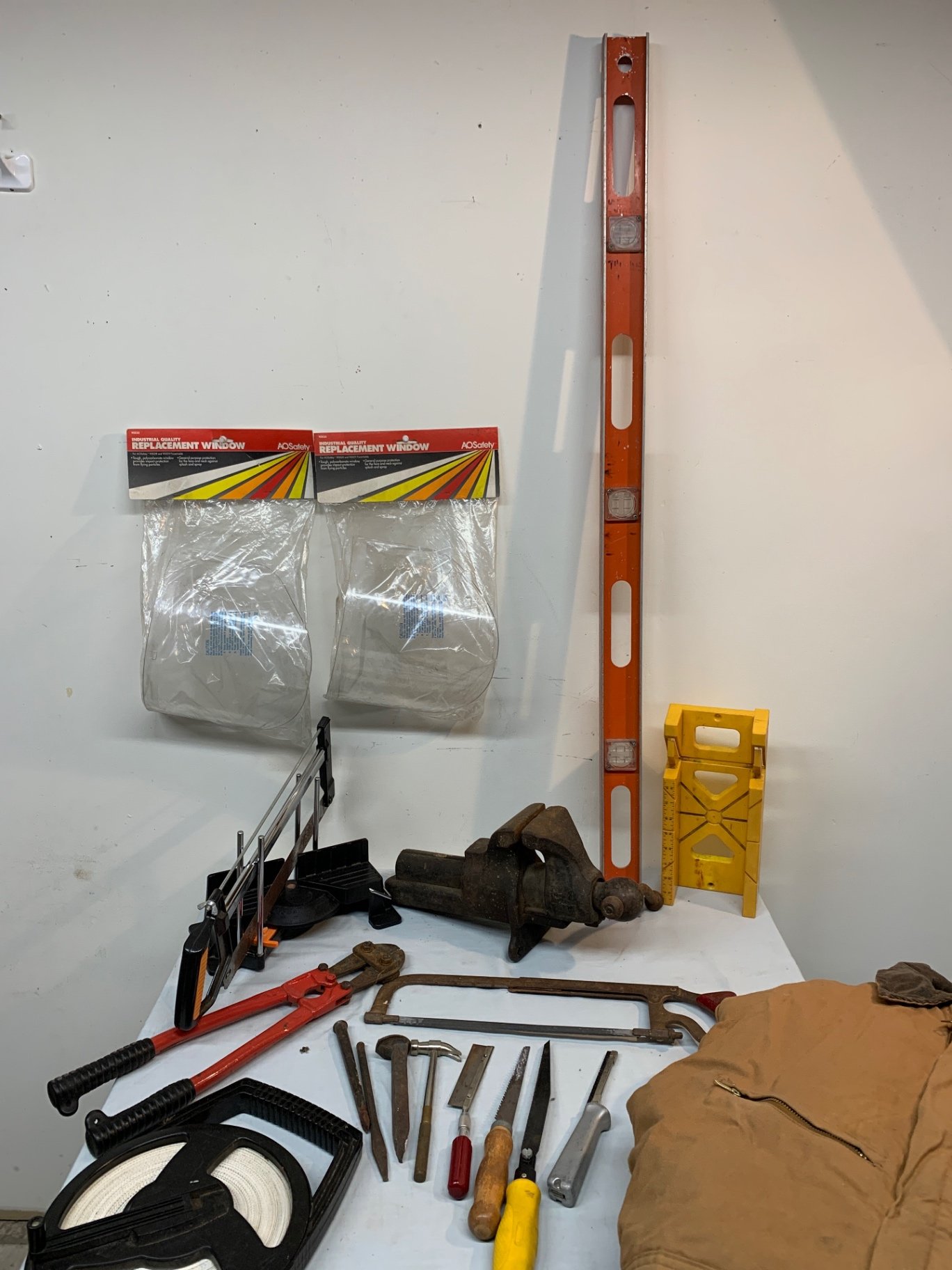 Assorted workshop tools and gear - image 1 of 8